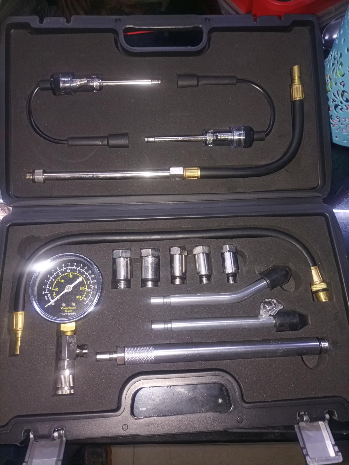 BETOOLL 13pcs Compression Tester with Spark Plug Tester - 300PSI Engine Cylinder Compression Gauge Automotive Tool customer photo 2