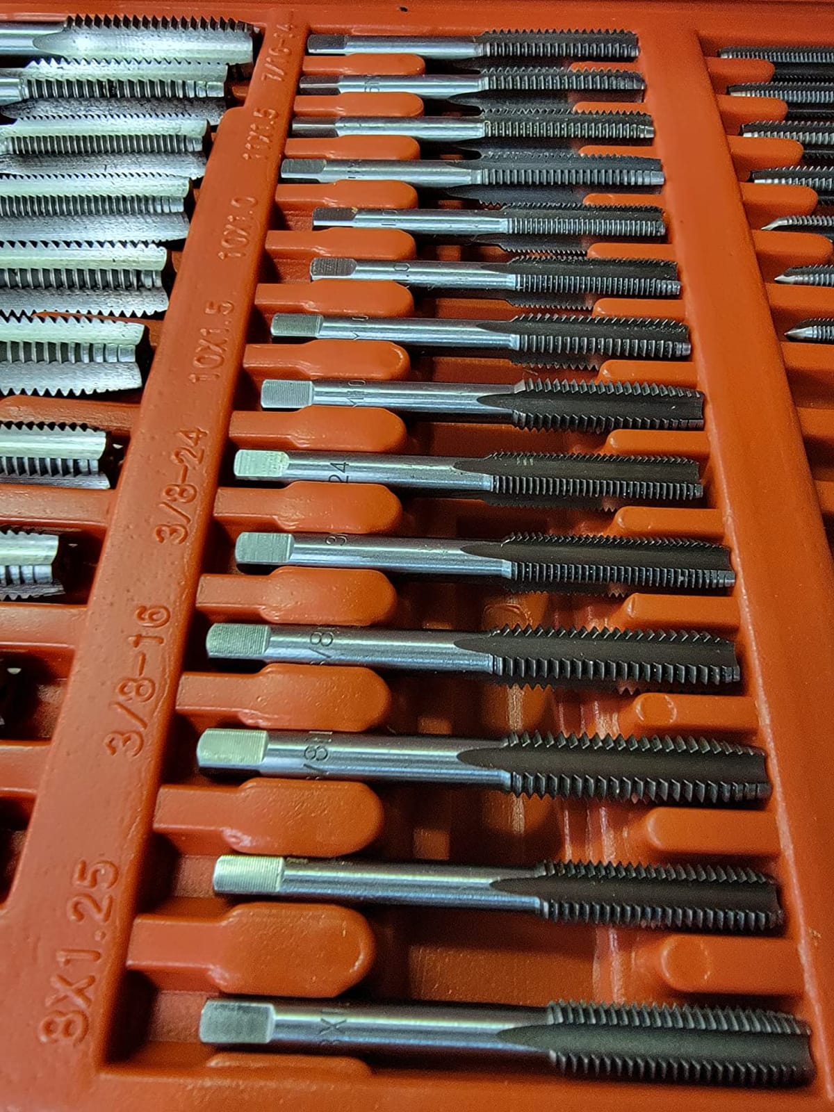 110 Piece Tap and Die Set(SAE&METRIC)Threading Tool Set With Storage Case | Metric Tap and Die Set | Rethreading Kit | Tap Set | Tap and Die Kit customer photo 1