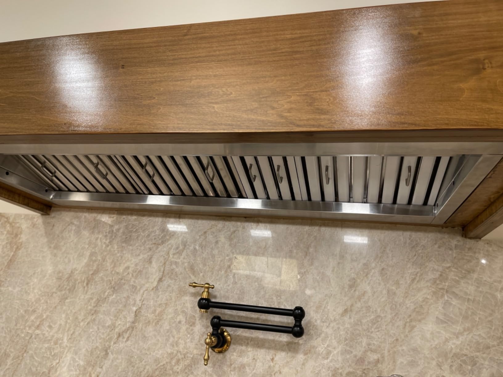 Akicon Range Hood Insert 48 Inch, 1200 CFM Built-in Kitchen Hood with 4 Speeds, Ultra-Quiet Stainless Steel Ducted Vent Hood Insert customer photo 2