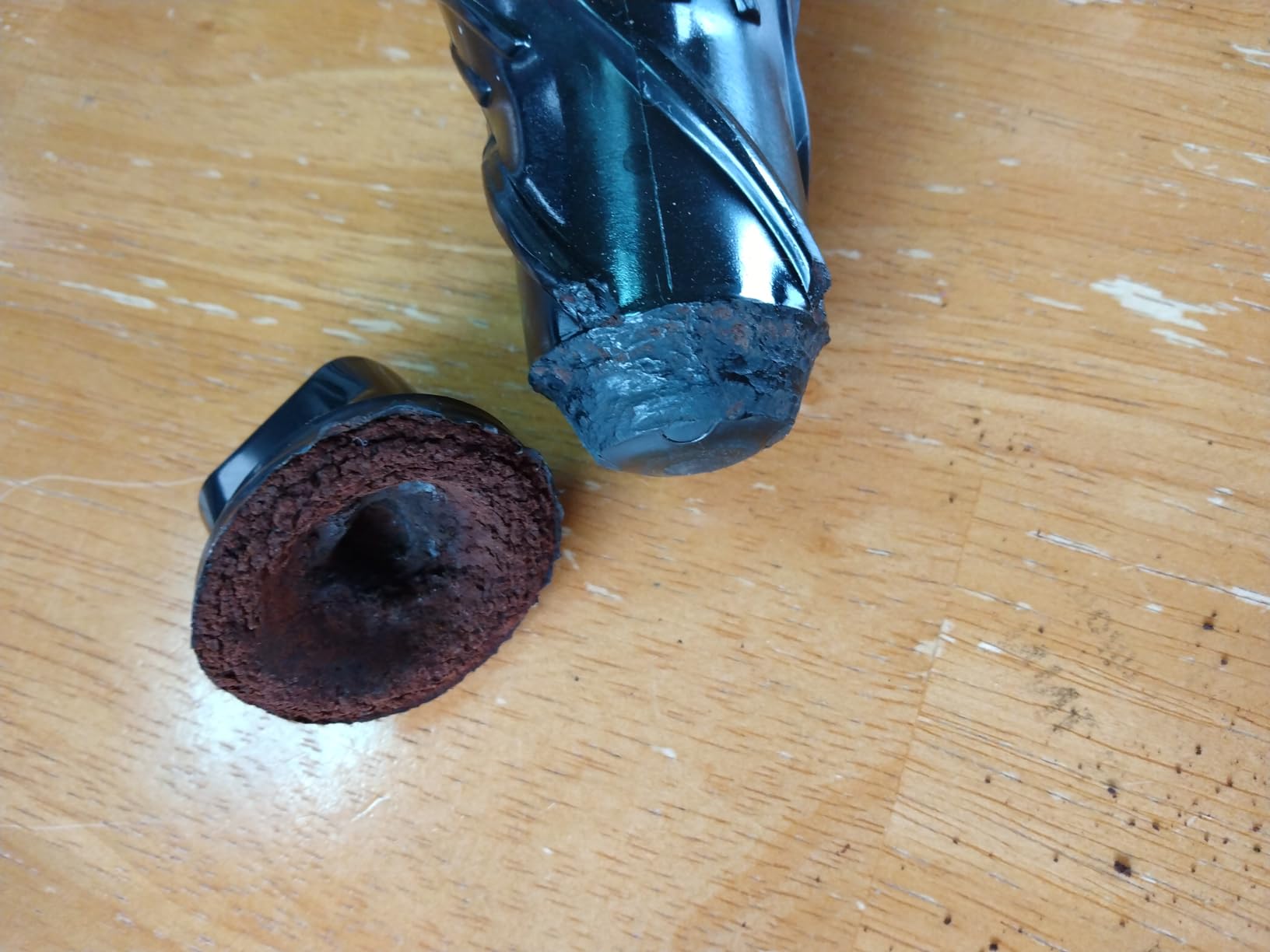 Omega Cold Press Juicer Machine, All-in-One Nutrition System for Vegetable and Fruit Juice, Nut Butter, Baby Food, Pasta and Sorbets, Triple-Stage 80-RPM Slow Masticating Juicer, 200-Watts, Black customer photo 1