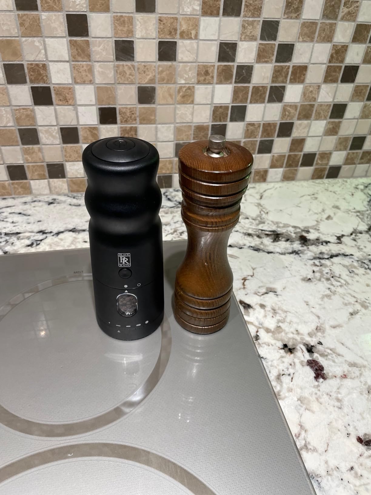 BLACK RAIN Rechargeable Electric Pepper Mill Grinder (Matte Black) | Heavy Duty Professional Grade Electric Peppercorn Grinder With LED Light, Features Adjustable Coarseness Levels customer photo 2