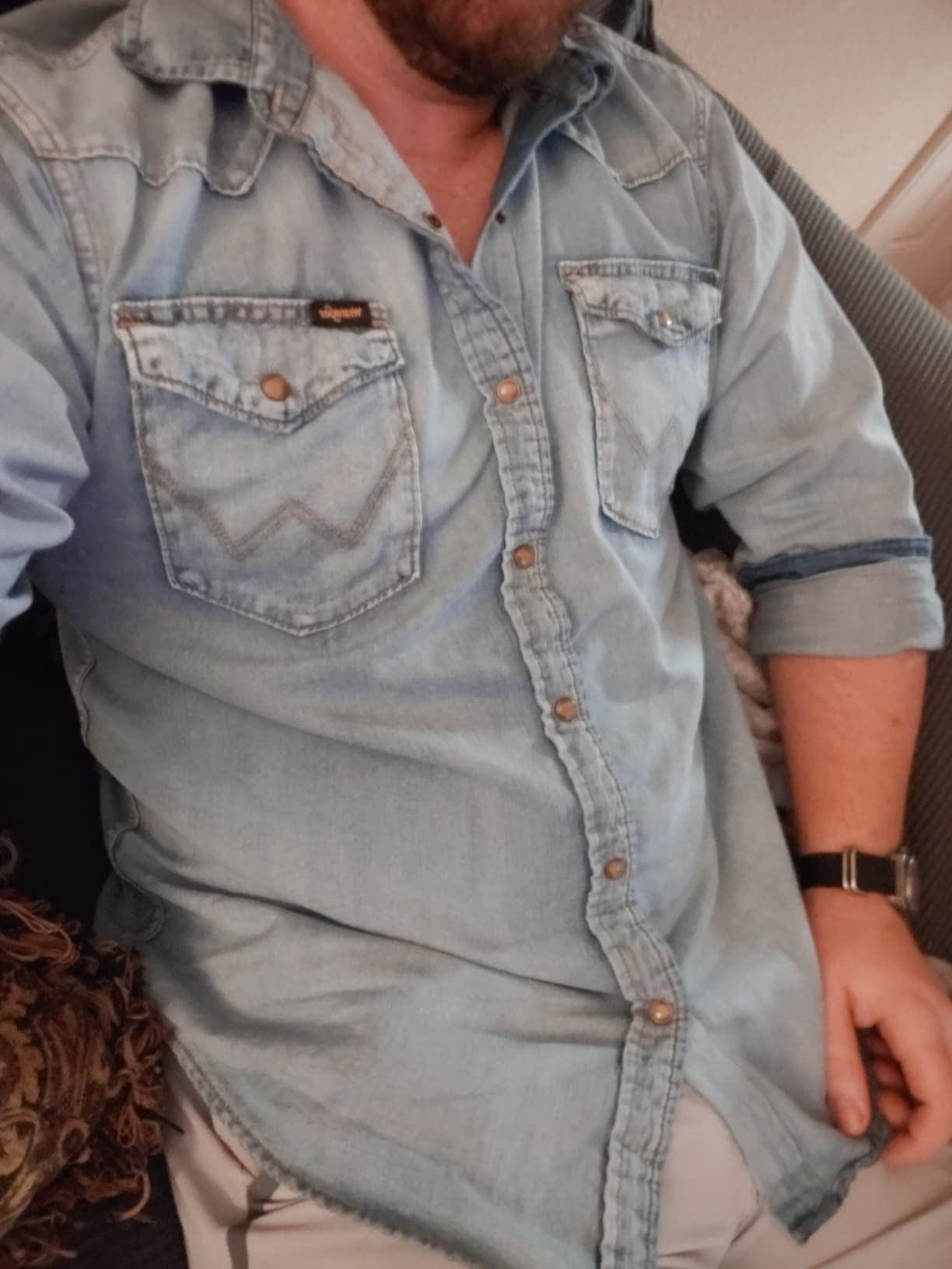 Wrangler Men's Iconic Regular Fit Snap Shirt customer photo 1