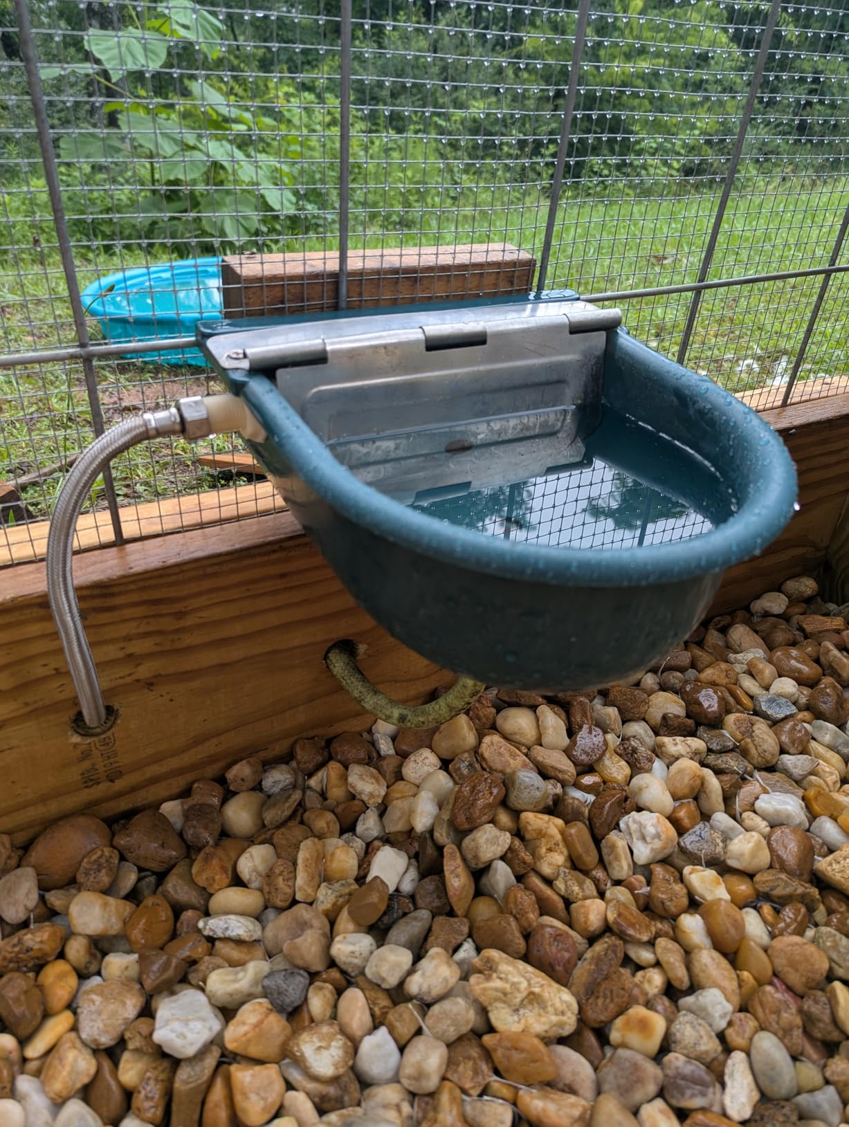 Automatic Water Bowl, Livestock Waterer for Cattle Dog Horse Goat Sheep | 4L Outdoor Animal Drinking Water Trough Bowl with Float Valve & 39.37 Inch Pipe Fit 3/4'' GHT,Drain Plug for Easy Clean customer photo 2