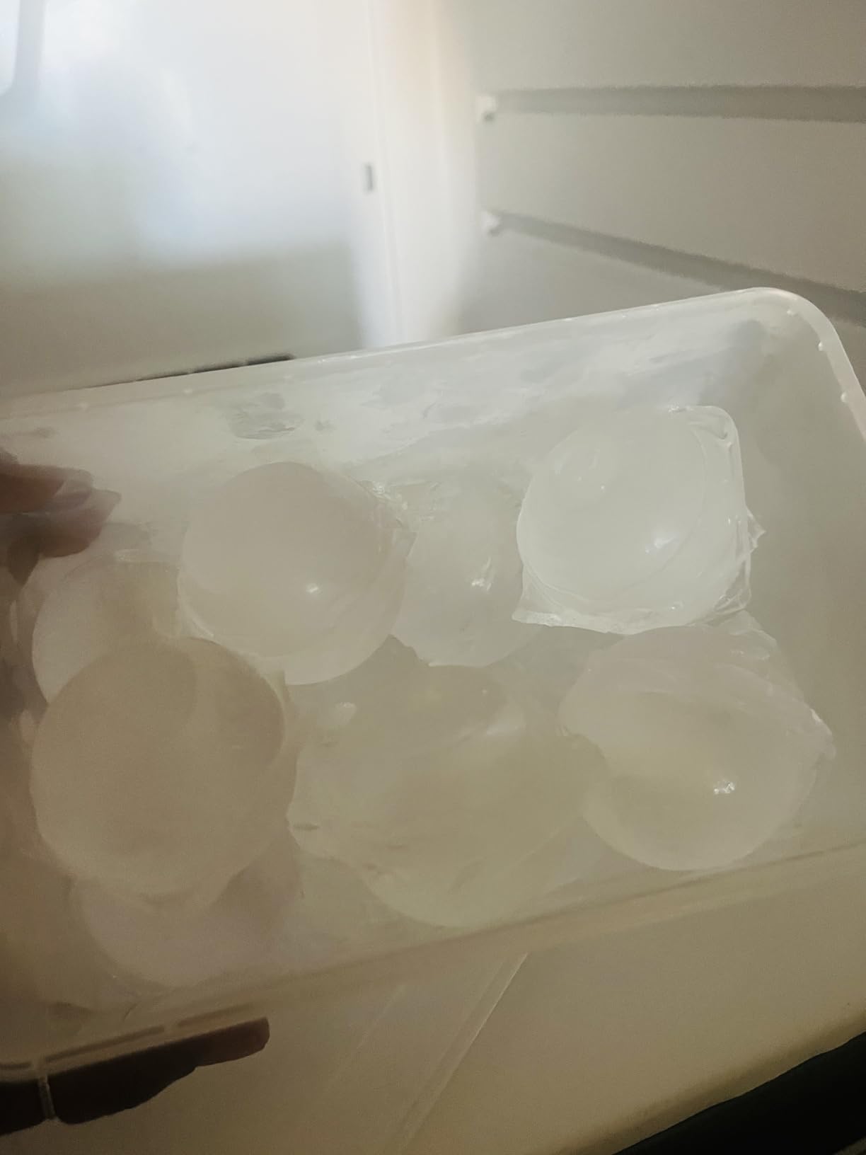 WIBIMEN 2.5-Inch Large Ice Cube Molds, 2-Pack Round Ice Ball Molds | Makes 16 Ice Spheres, Includes Storage Container and Tongs, Easy Fill and Twist Release for Whiskey, Bourbon and Cocktails customer photo 2