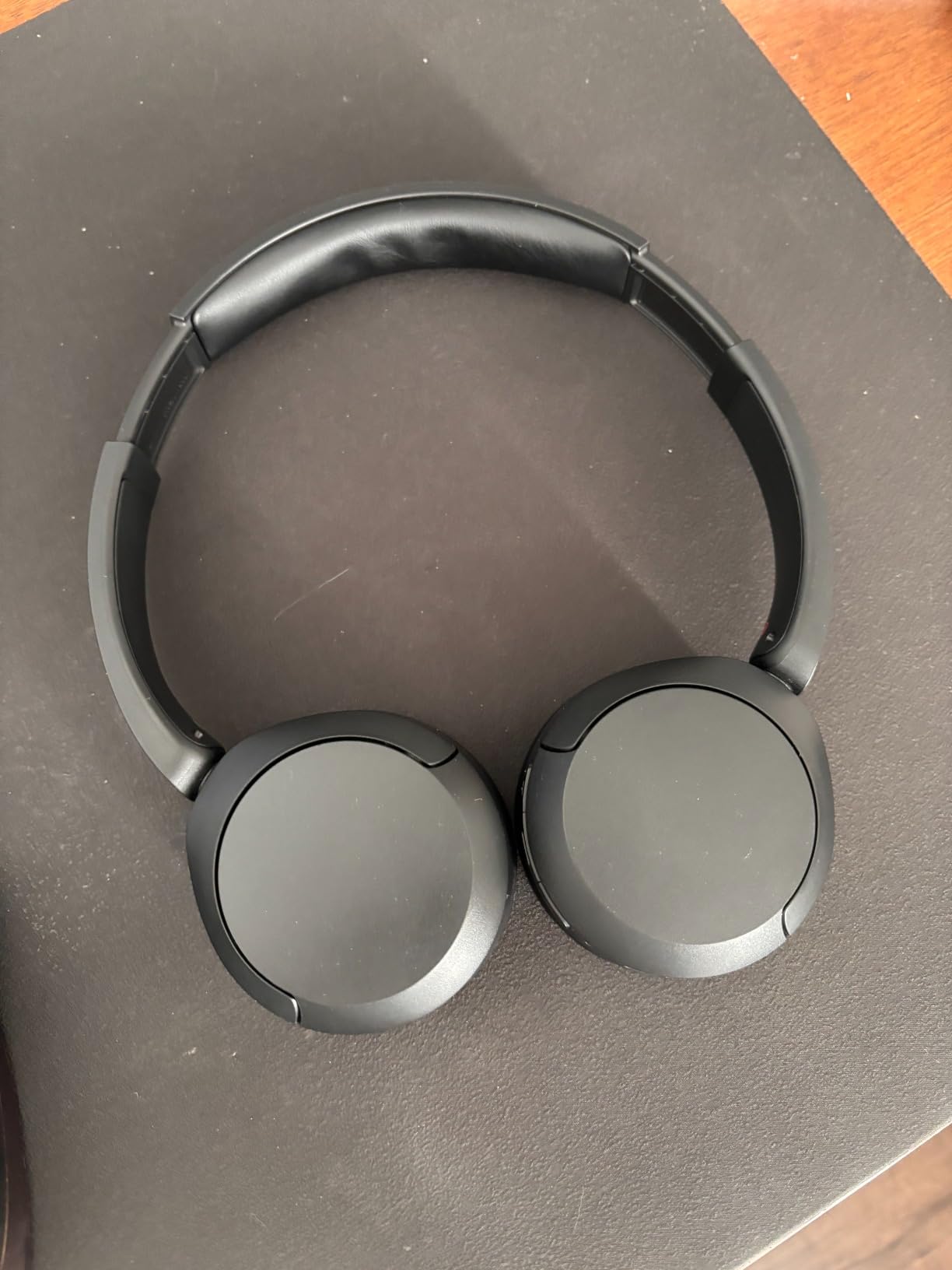 Sony WH-CH520 Wireless On-Ear Bluetooth Headphones with Microphone, Blue | Comfortable Lightweight Design, Up to 50 Hrs Battery with Quick Charging, Multipoint Connection, Clear Calls, Swivel design customer photo 1