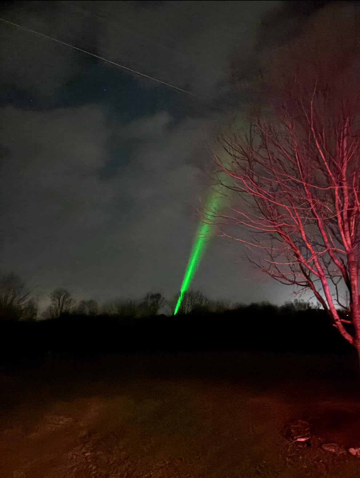 MIPREZT [Professional] Rechargeable Green Laser Pointer High Power Green Beam Laser Light Long Distance Range for TV/LED/LCD Screens Tactical Flashlights Presentation Office/Outdoors/Astronomic [001] customer photo 1