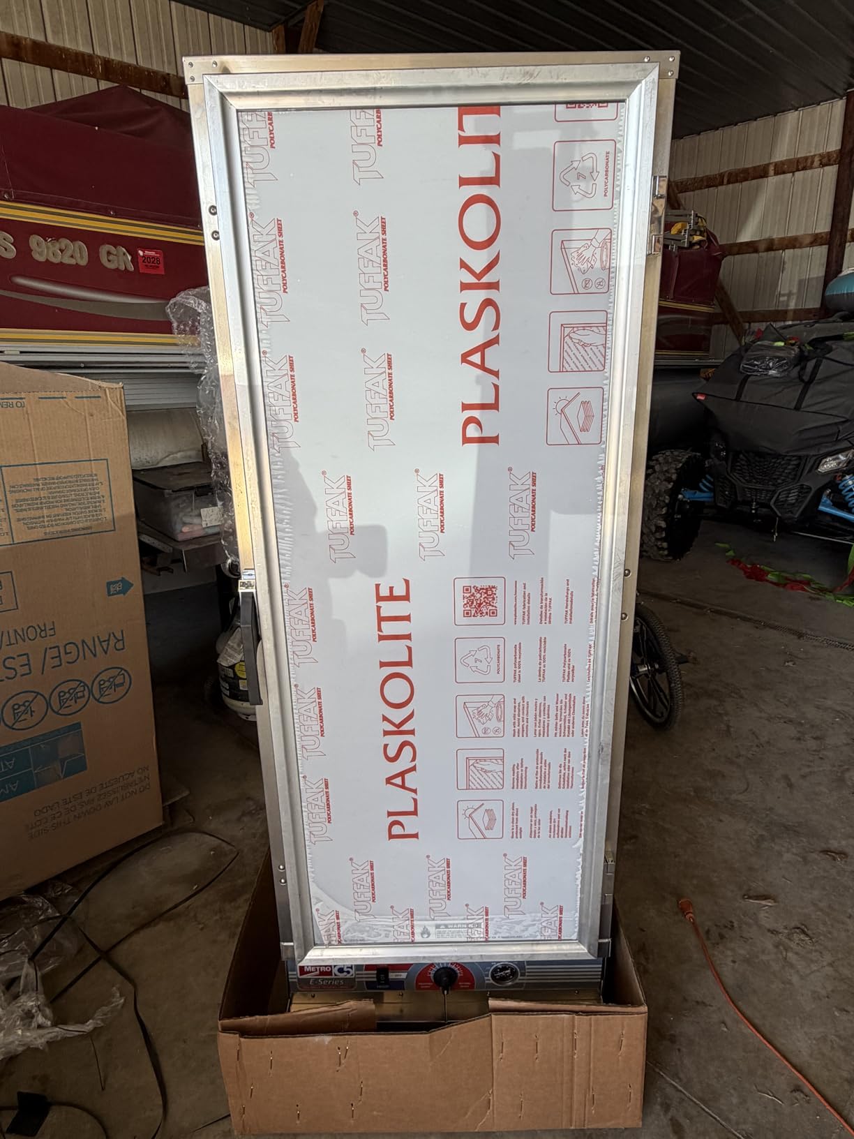 METRO C5 E-Series Hot Holding and Proofing Cabinet, 24 Pan Full Height Commercial Food Warmer, 2000W Convection Heated Cabinet with Clear Door customer photo 1