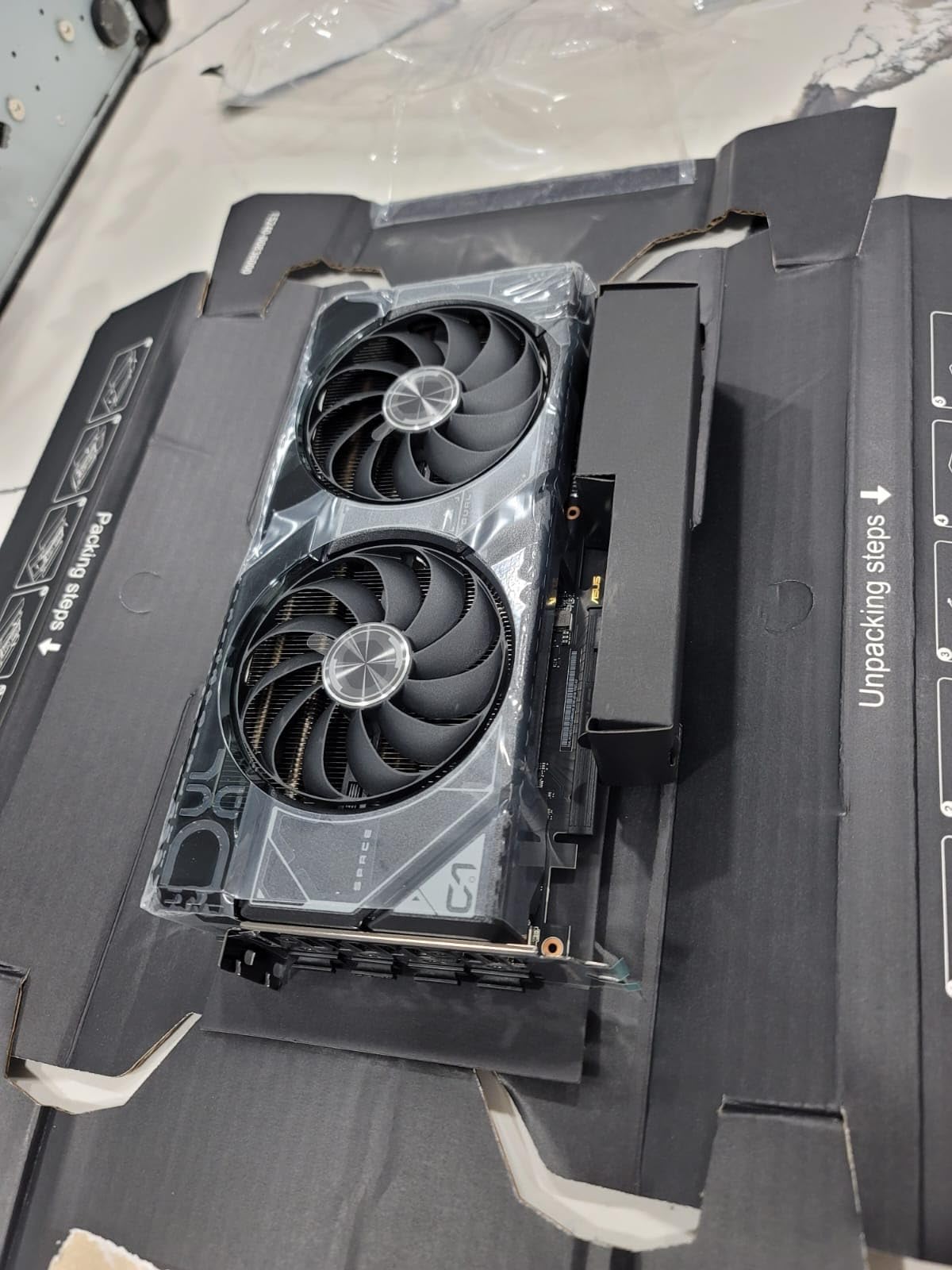 ASUS Dual GeForce RTX 4070 OC Edition 12GB GDDR6X, IP5X, Auto-Extreme Technology, 144-Hour Validation Program, HDMI 2.1a, DP 1.4a, 3 Year Warranty customer photo 1