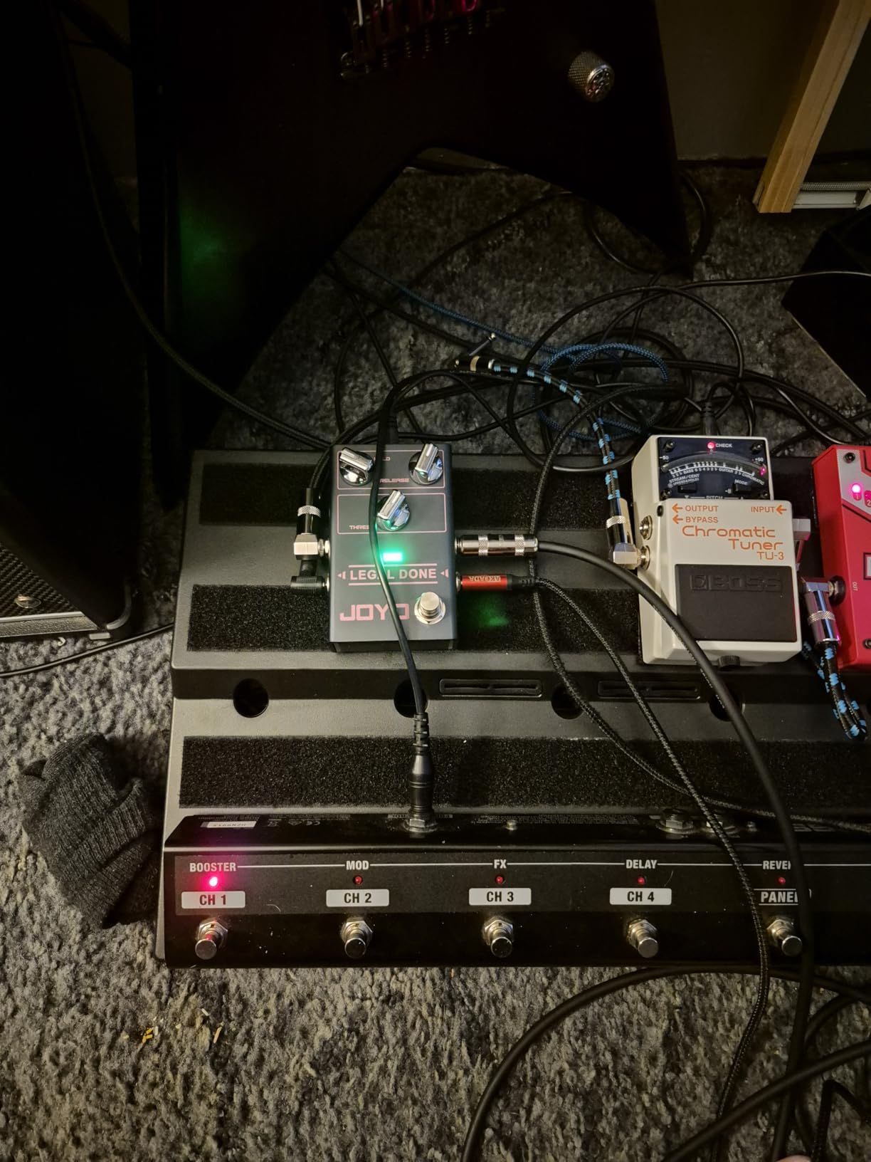 JOYO Noise Gate Guitar Pedal, 2 & 4 Cable Method with Hold/Release/Thresh Control & Send/Return Loop, Bypass (LEGAL DONE R-23) customer photo 1