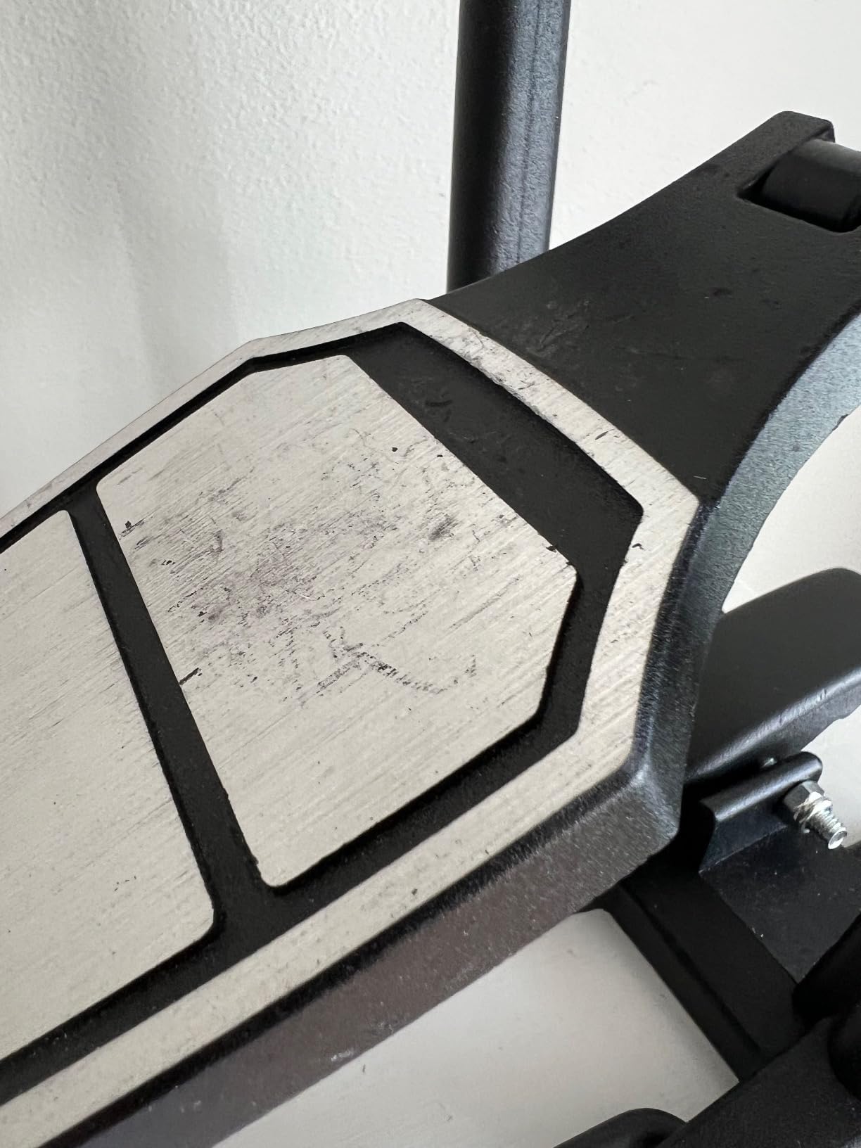 Bass Drum Pedal, Single Kick Drum Pedal with Heavy-Duty Footboard and Chain Drive customer photo 1
