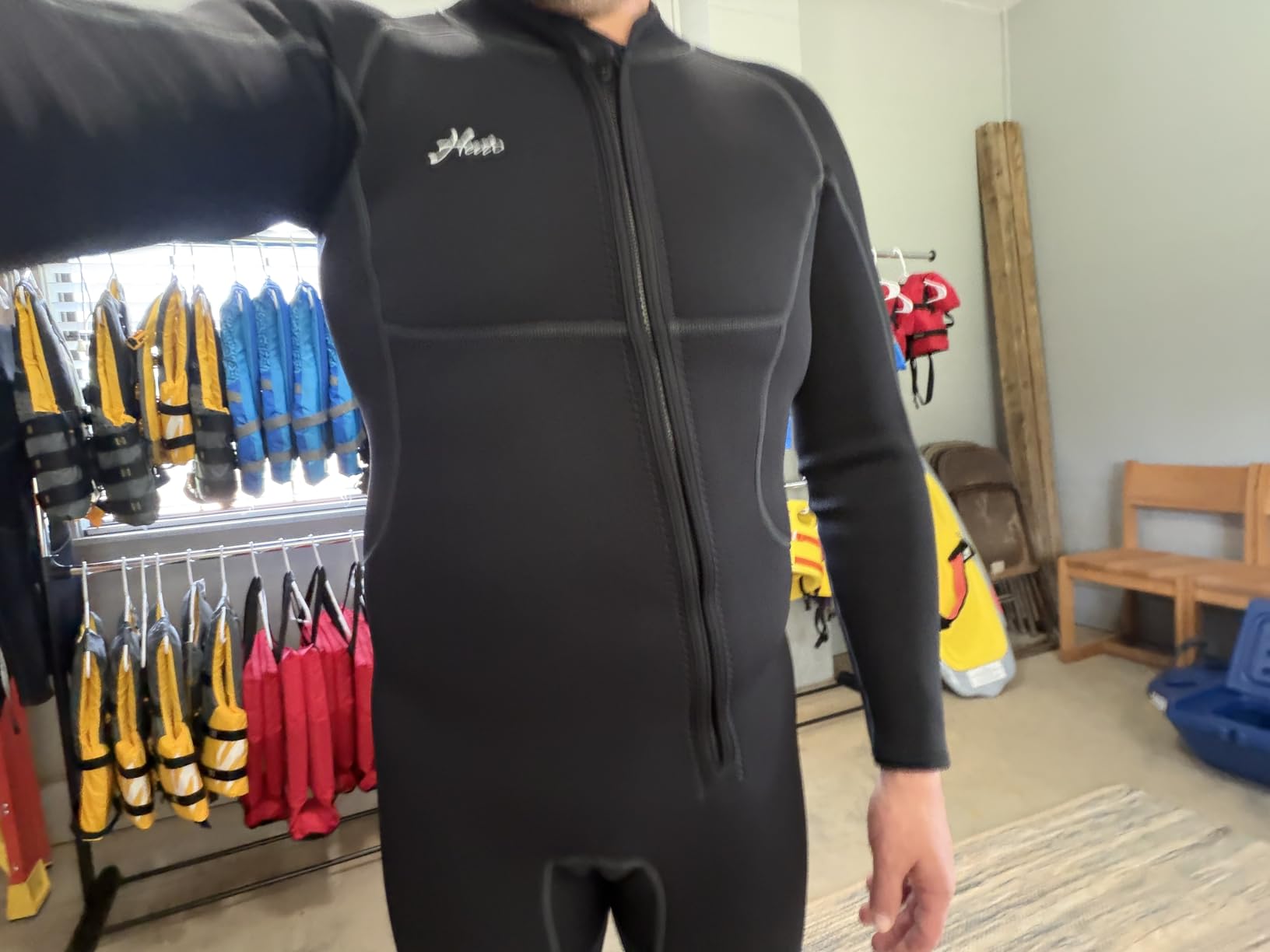 Hevto Men Wetsuit 3/2mm Neoprene Front Zipper for Surfing Diving | 16 Size Options with Regular Short and Tall Fits Wet Suit in Cold Water for Swimming Snorkeling Kayaking and SUP customer photo 2