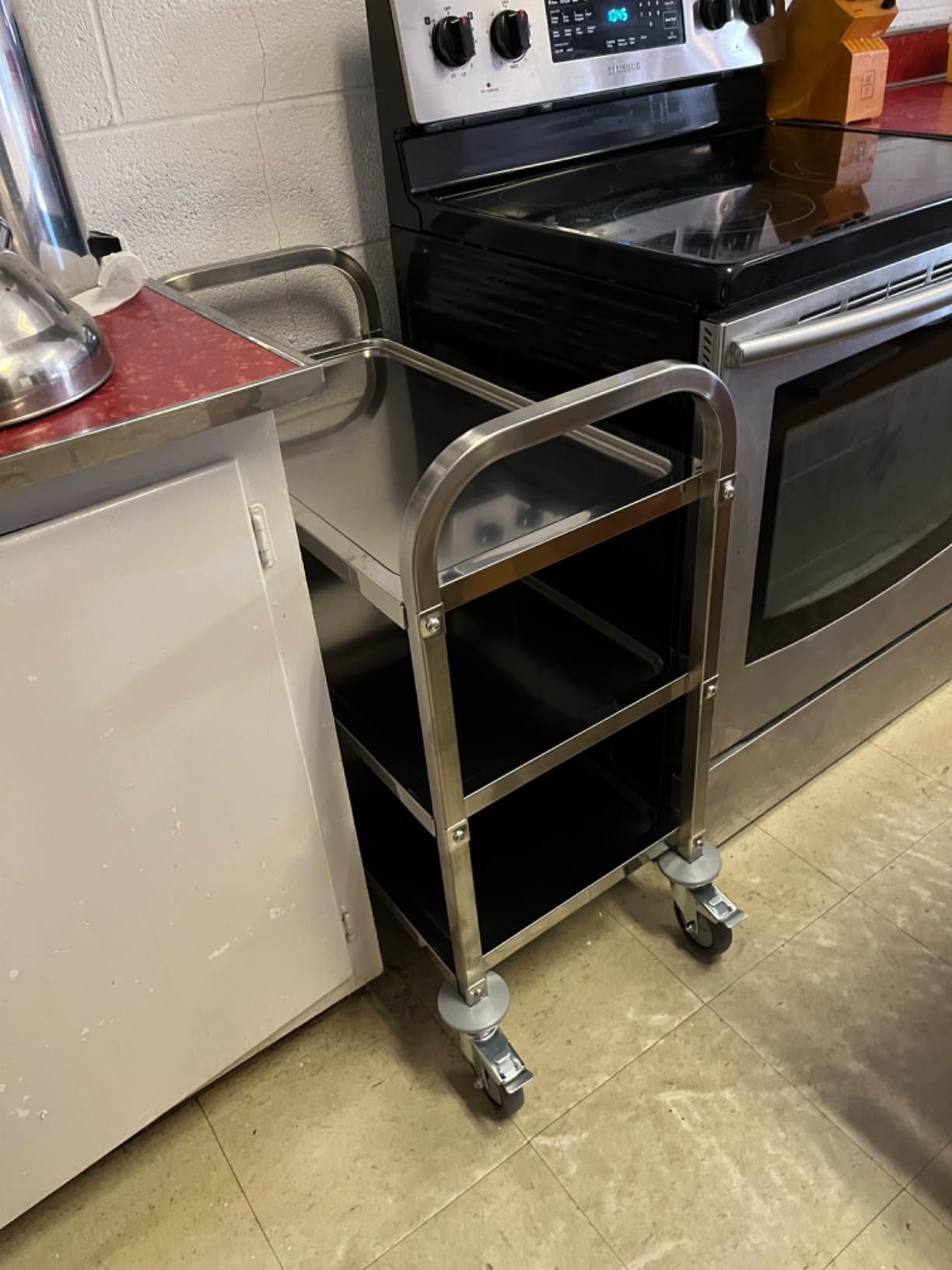 VEVOR Stainless Steel Cart, 3 Layers Lab Utility Cart 220 lbs Weight Capacity, Medical Cart with Lockable Universal Wheels, for Lab, Clinic, Kitchen, Salon customer photo 2
