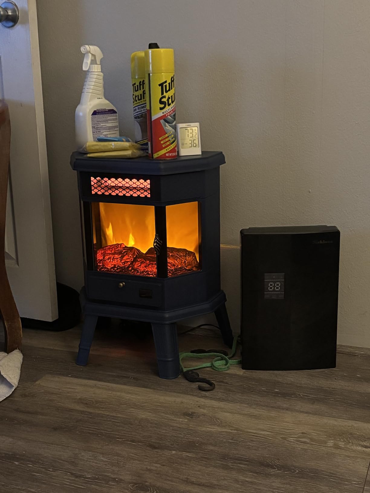 Electric Fireplace Heater 22 in Freestanding Fireplace Stove Infrared Fireplace RealSmart with 3D Flame Effect Remote Control, Timer, Overheating Protection Heater for Indoor Use Black customer photo 2