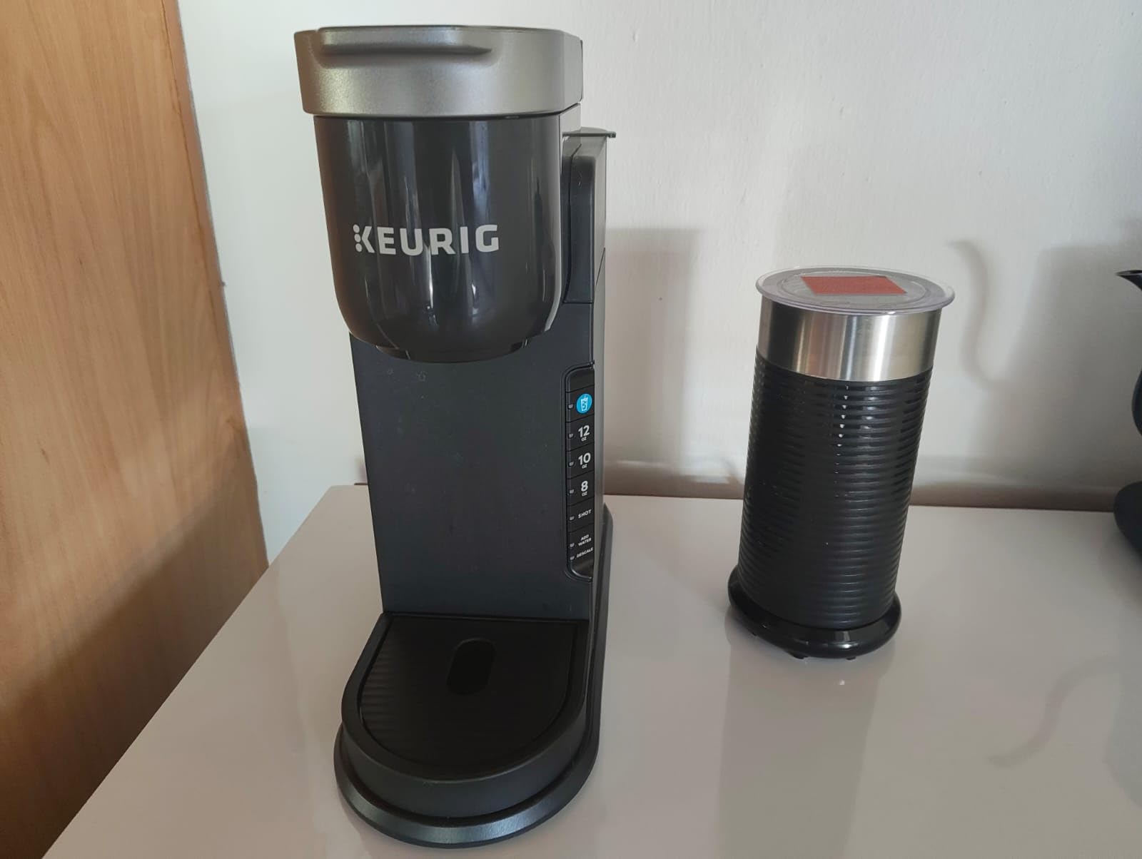 Keurig K-Cafe Barista Bar Single Serve Coffee Maker and Frother, with 3 Brew Sizes, Hot and Cold Coffee Capabilities, 2oz Coffee Shot Button, Black customer photo 1
