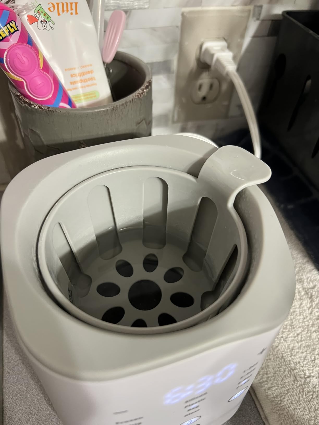Grownsy Programmed Nutri-Locking Bottle Warmer for Breastmilk & Formula | Gentle Water Bath Heating & Thawing, Nutrient Preservation, Fast & Even Heating, No Hot Spots, Parent-Friendly Design customer photo 1