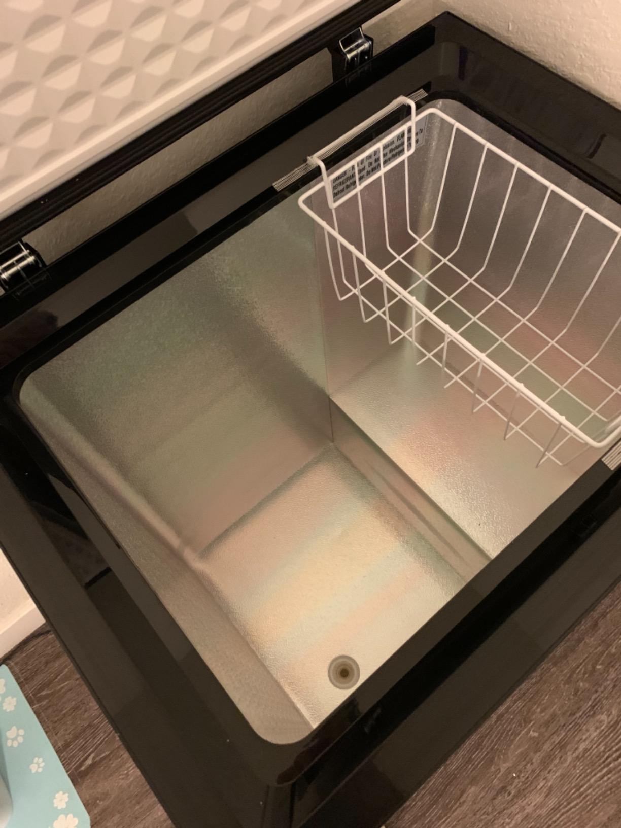 Kismile 3.2 Cubic Feet Chest Freezer, Small Deep Freezer for Home, Black | 2 Removable Basket, Adjustable Temperature, Free Standing Top open Door, Fits Kitchen/Office/Bar customer photo 2