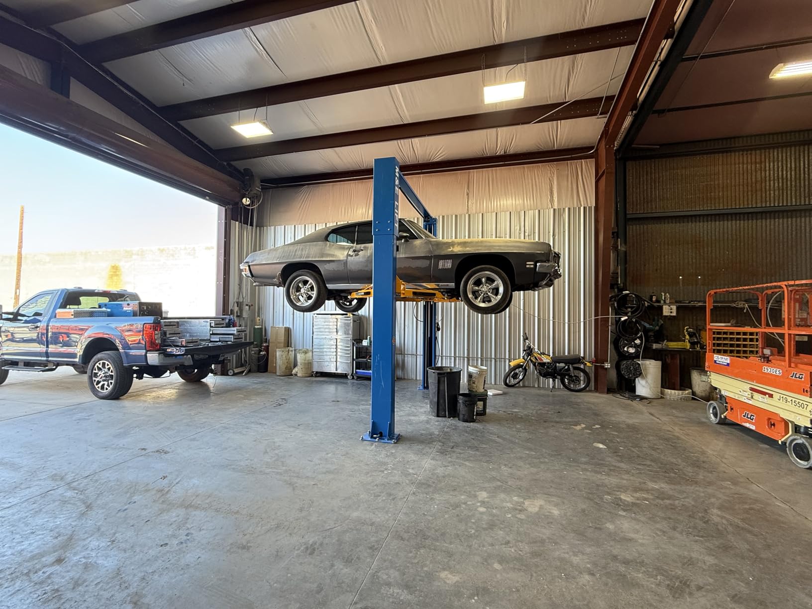 ME 11000lbs Double S Design Two Post Lift Car Lift Automotive Lift customer photo 1