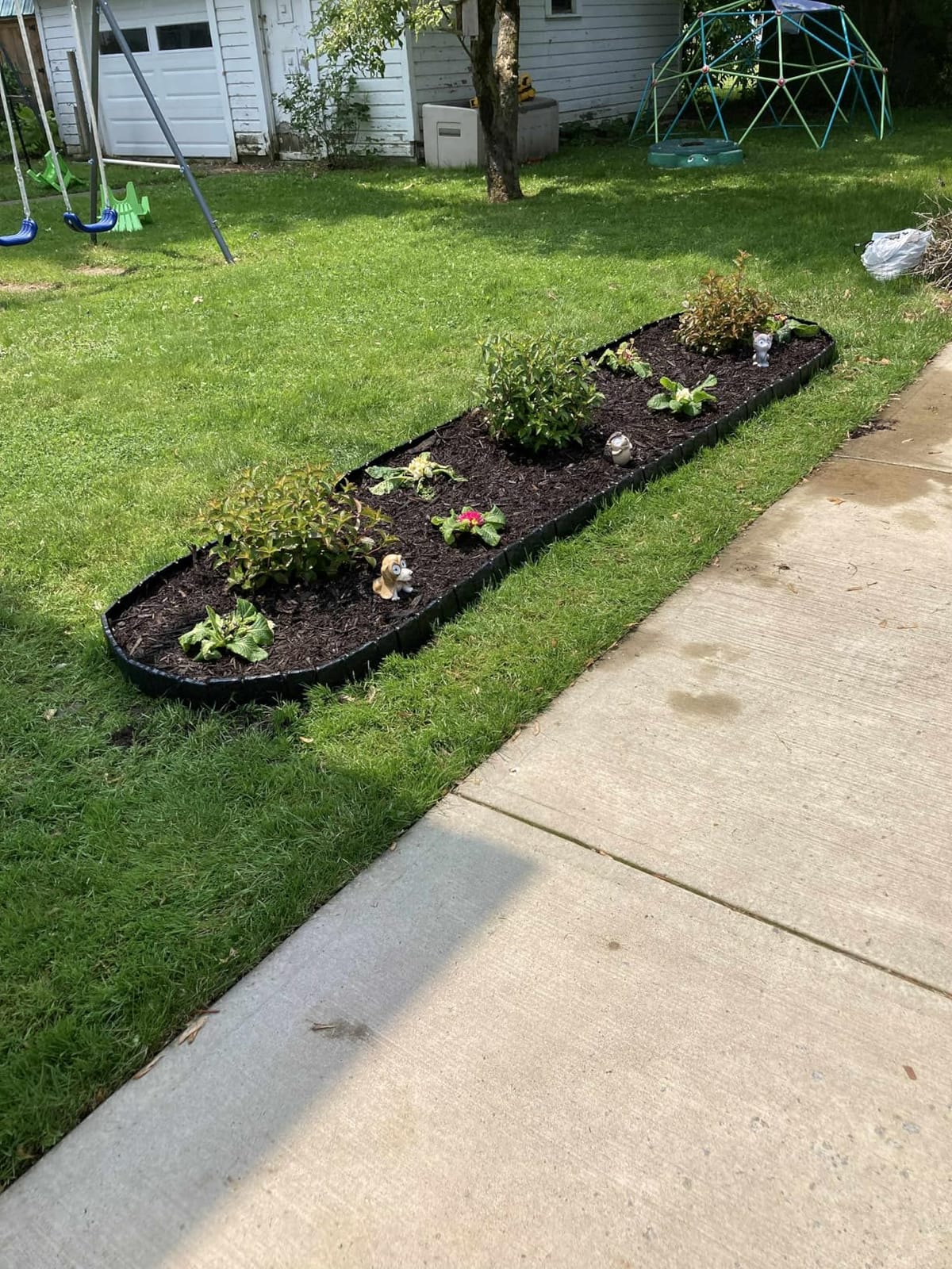 Garden Edging Border with Anchoring Spikes, Imitation Stone Fence (40pcs/32FT, Gray) customer photo 1