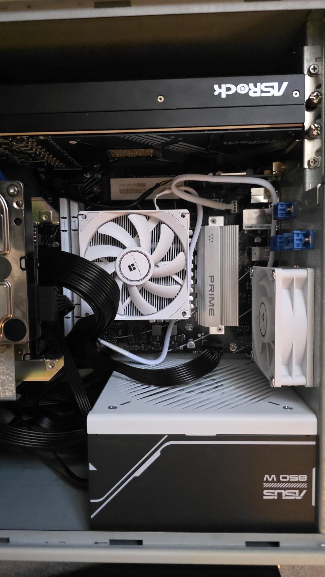 ASUS Prime 850W Gold (850 Watt, ATX 3.1 Compatible, Fully Modular Power Supply, 80+ Gold Certified, Dual Ball Bearings, Two Color Options in One, 8-Year Warranty) customer photo 1