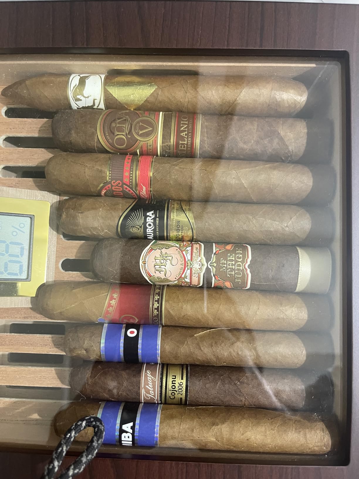 Flauno Cigar Humidor with Air Circulation System, Hold 40 Rubustos, Thicker Spanish Cedar, Accurate Digital Hygrometer, Drawer, Humidifier, Divider, Lock, Gift for Cigar Lovers customer photo 1