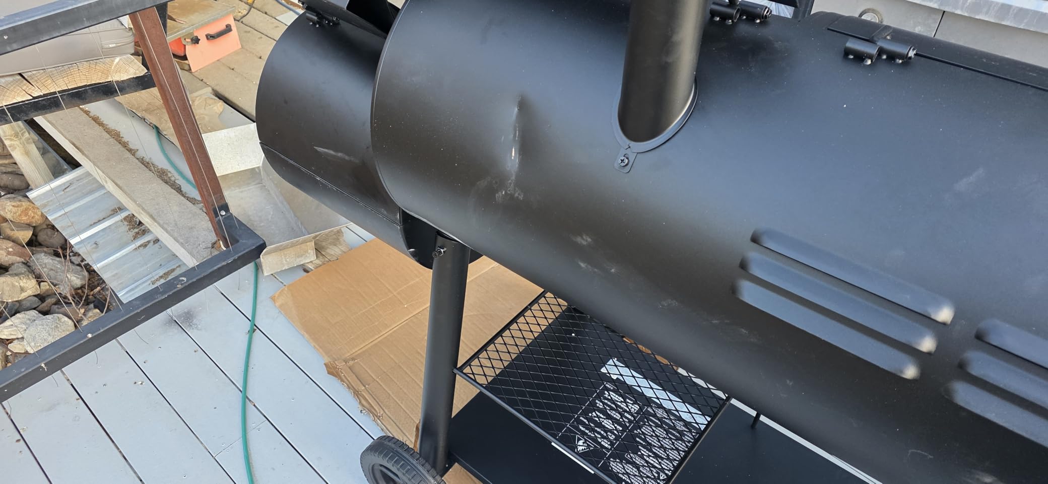 Oklahoma Joe's Canyon Combo Dual Fuel 3-Burner Propane Gas and Charcoal Smoker and Grill with 1031 sq. in. Cooking Area in Black customer photo 2