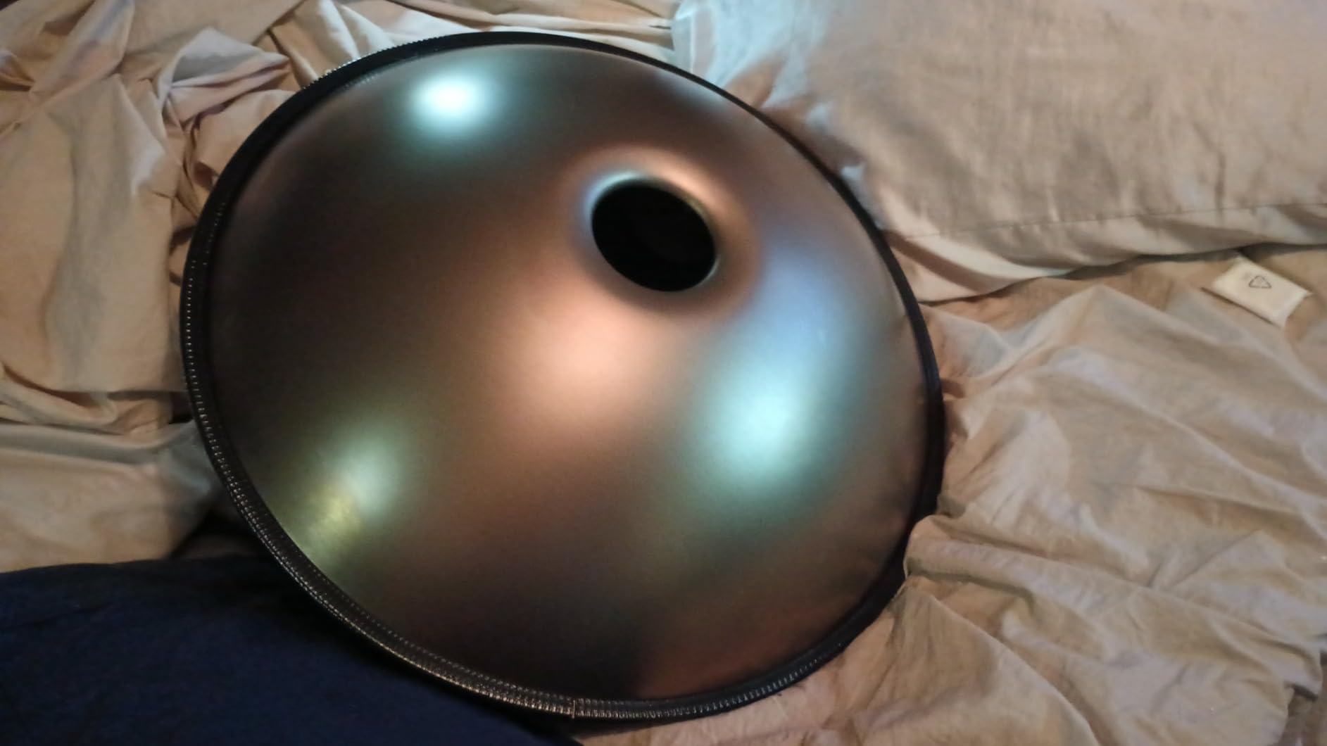 GLADFRESIT handpan 18-inch 9-Note 440Hz G Minor (Mini Gold) - Includes Stand,handpan Bag, 2 Beaters & Dust Cloth customer photo 2