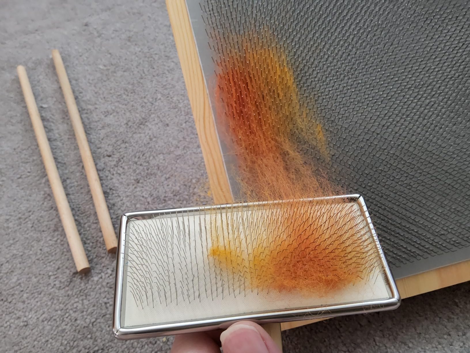 Gkesgm Wool Blending Board and Carding Brush Set for Fiber | Adjustable Blending Board, 1 Pieces Wool Brush with 2 Dowels, For Spinning Fiber Preparation, Felt Needle Project Wool Craft customer photo 2