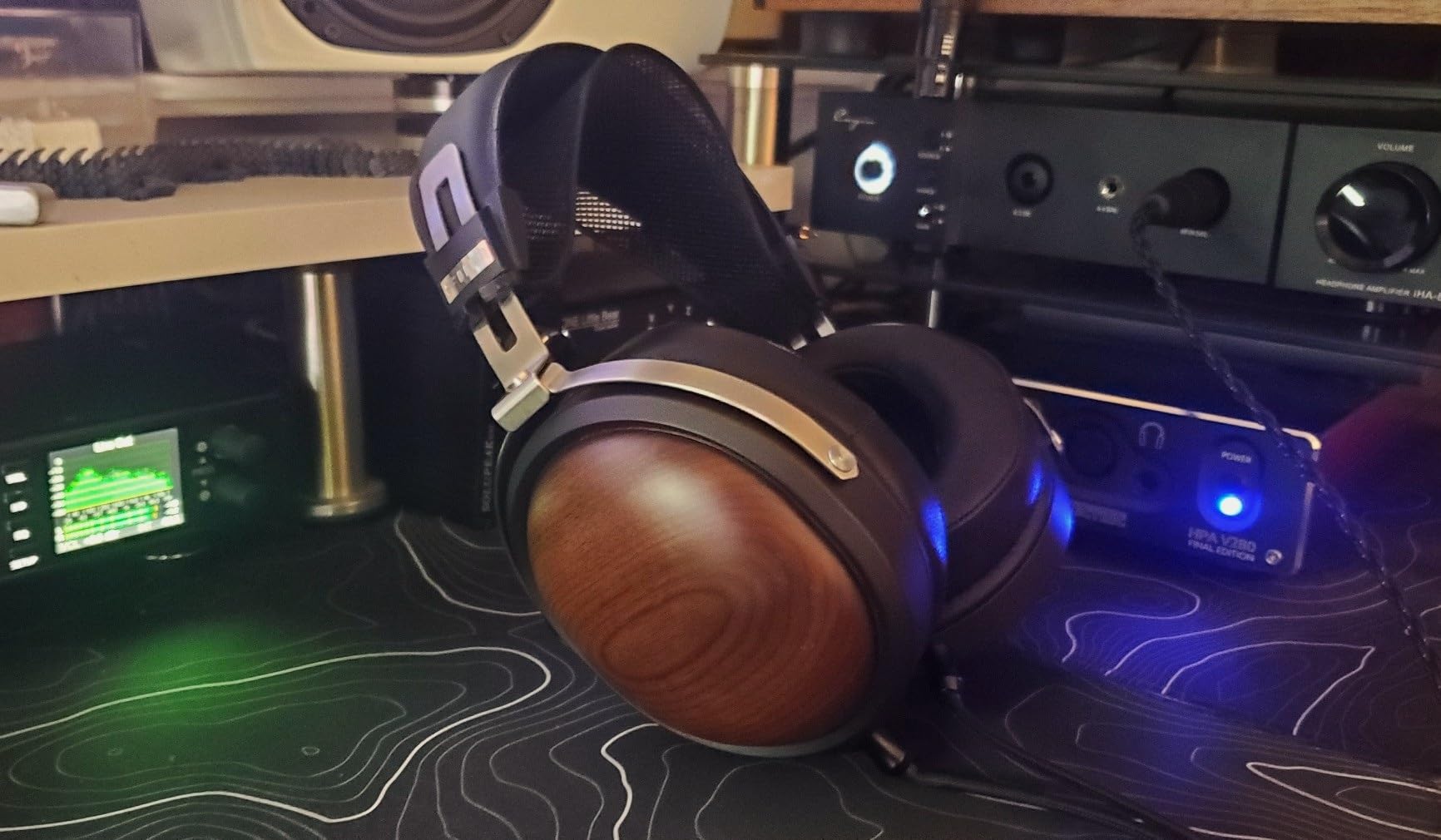 FiiO FT1 32Ω Large Dynamic Driver Headphones with Solid Wood Cups customer photo 1
