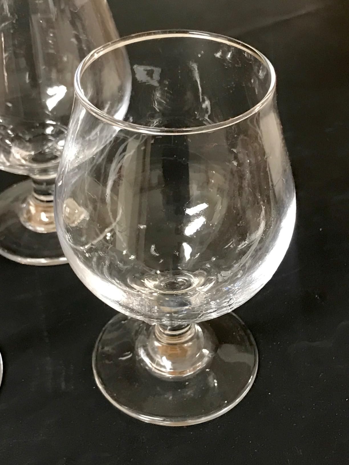 Meolibour Beer Glasses Set of 4, 16 OZ Classic Craft Goblet Glasses, Premium Tumbler Set, Pub, Unique Design Beer Glasses, Dishwasher Safe customer photo 1
