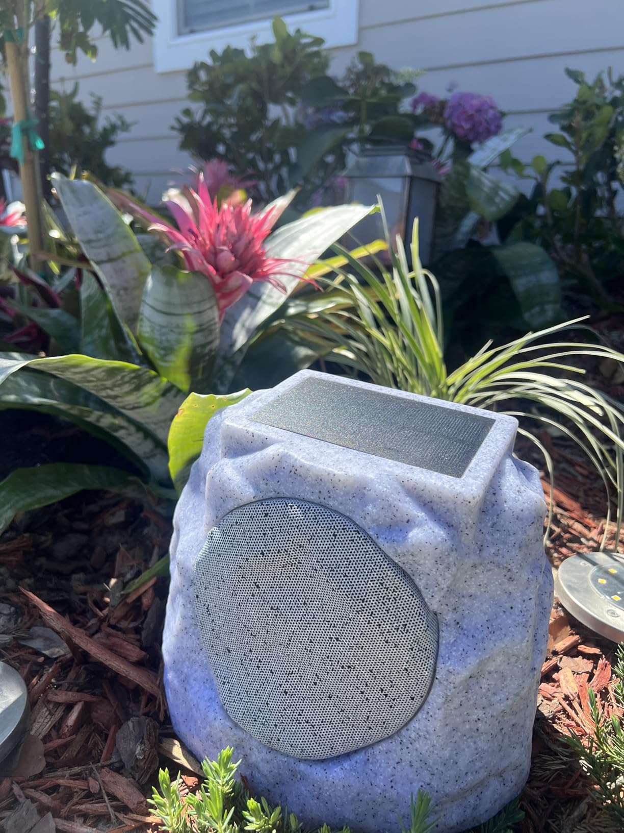 uuffoo 2-Pack Solar Rock Speakers Outdoor Water-Resistant with RGB Lights | Pairing System | Solar-Powered | USB Rechargeable | IP44 for Patio Pool Party Yard Garden Outside customer photo 1