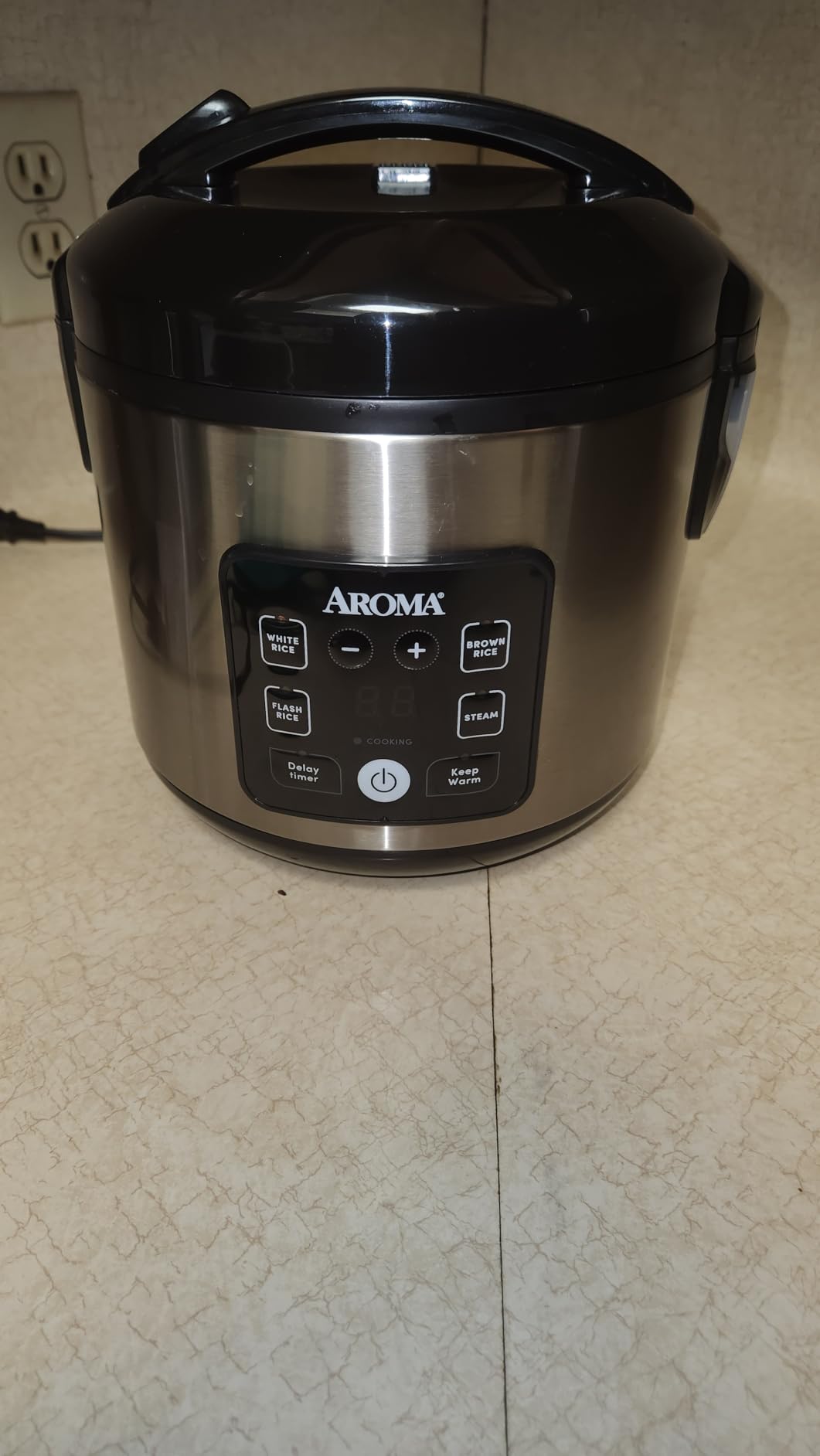 AROMA CoreCoat Digital Rice Cooker & Steamer for Brown Rice with Nonstick Ceramic Coating (8 Cups Cooked, 4 Cups Uncooked) customer photo 2