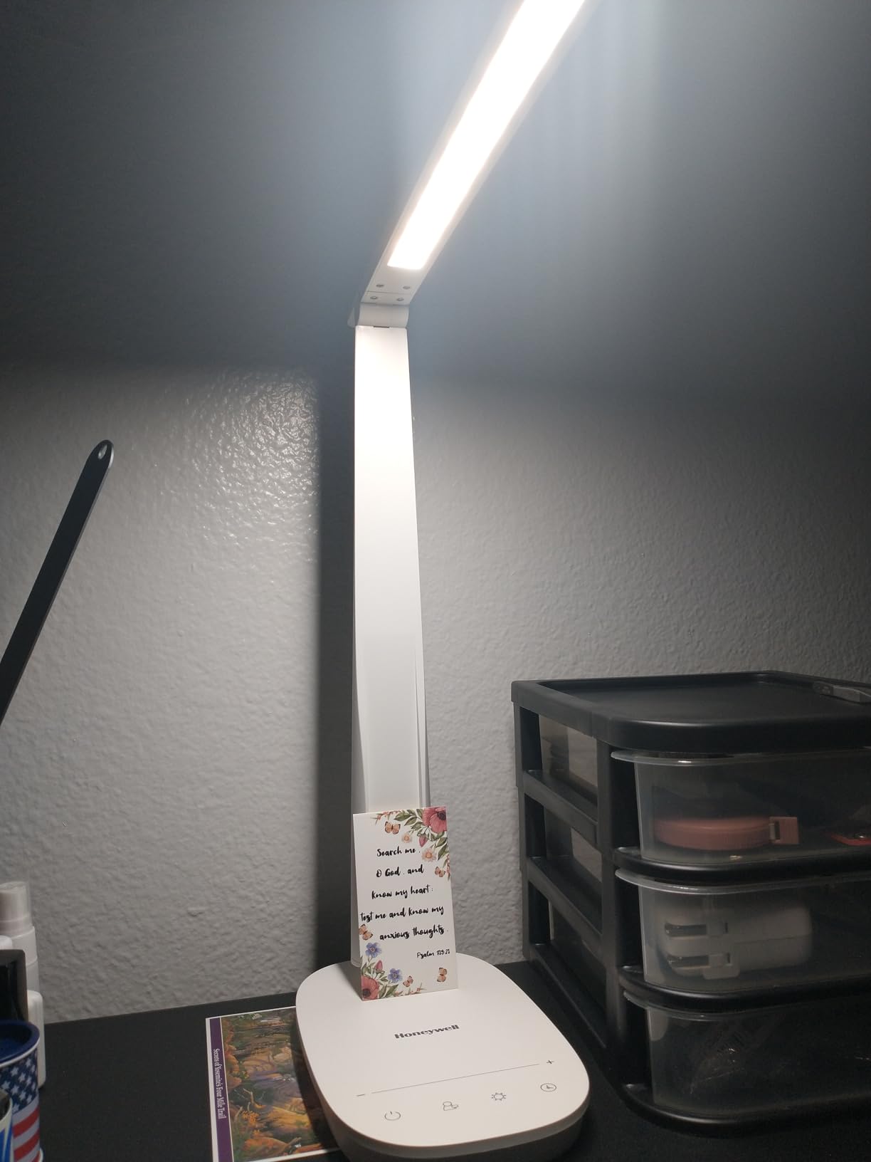 Honeywell LED Desk Lamp for Home Office Eye-Caring Dimmable Reading Light | CRI94,4 Color Modes,Touch Control,USB-A And USB-C Ports,Adjustable Head,Timer,Desk Light for Bedroom Bedside College Dorm customer photo 2