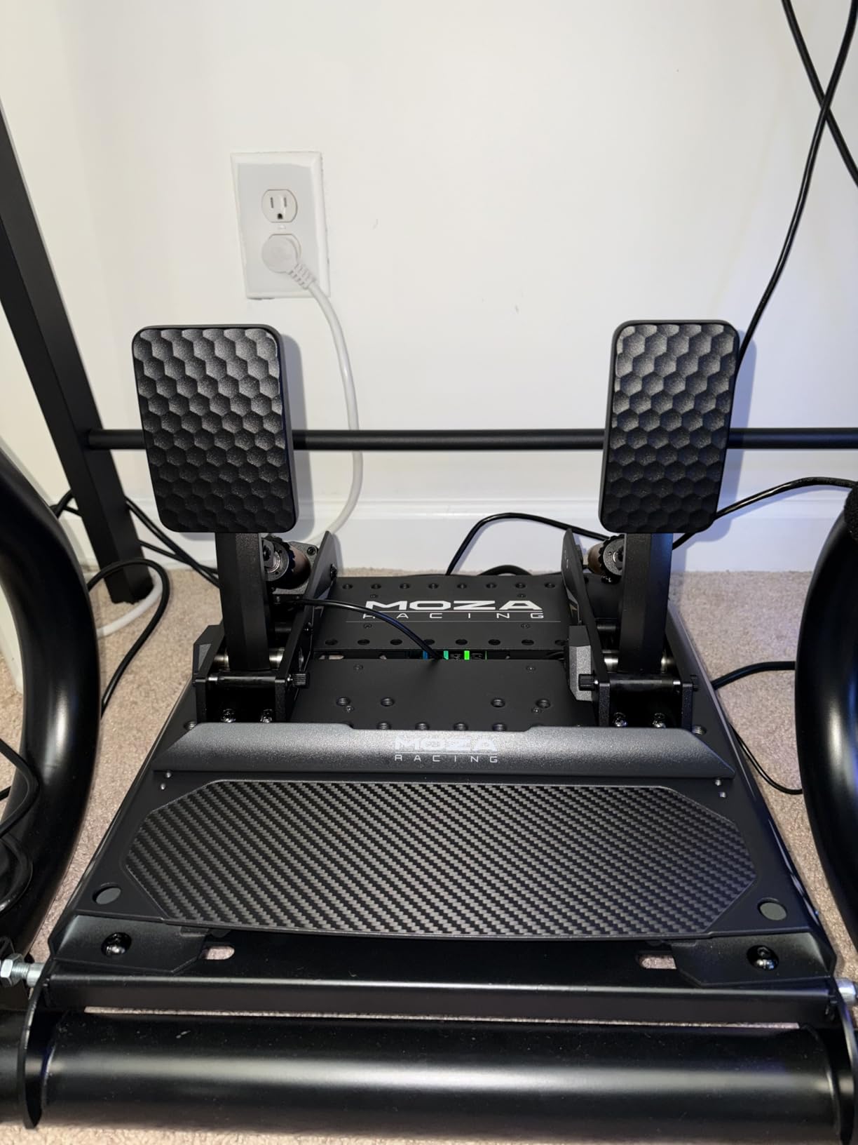 MOZA CRP2 Load Cell Pedals (Throttle+Brake) Driving Sim Racing Pedal, Black | Features 200kg load cell sensor and high-precision angle sensor, Carbon Fiber Heel Plate, CNC Aerospace-grade Aluminum customer photo 1