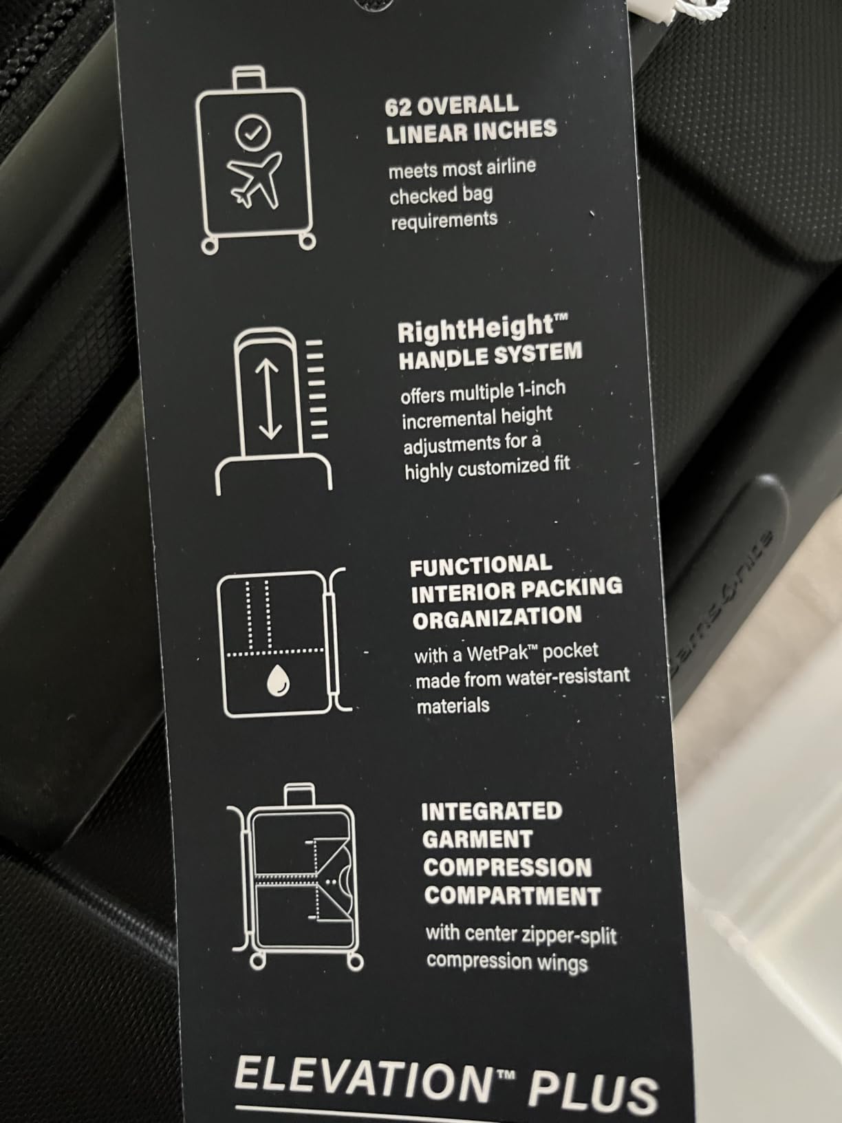 Samsonite Elevation Plus - Large Hardside Luggage - Scratch Resistant Polypropylene Shell, RightHeight Adjustable Handle, Integrated AirTag Holder, TSA Lock, WetPak Compartment - Triple Black customer photo 1