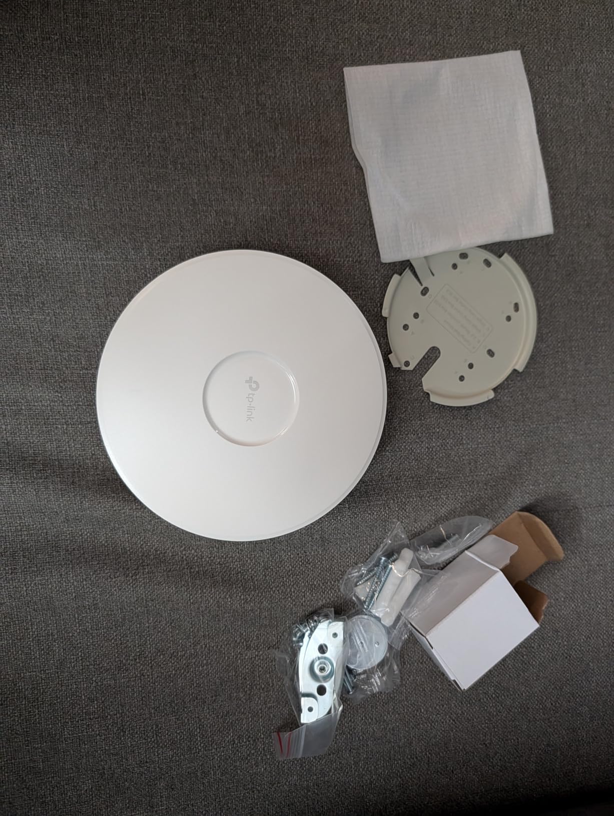 Omada 7 BE5000 WiFi Access Point, 2.5G Port, w/o DC Adapter(EAP723) | WiFi 7 Dual Band, 5yr Warranty, PoE+/DC Powered, Mesh/WPA3/Roaming Supported, Omada Managed, Business Level WiFi Experience customer photo 1