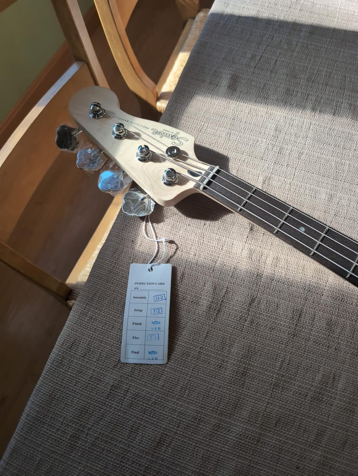 Fender Squier Debut Series Beginner Precision Bass Guitar Kit w/Amp, Black | Includes Rumble 15 amp, padded gig bag, cable, bass guitar starter kit, 2-year warranty, everything included customer photo 2
