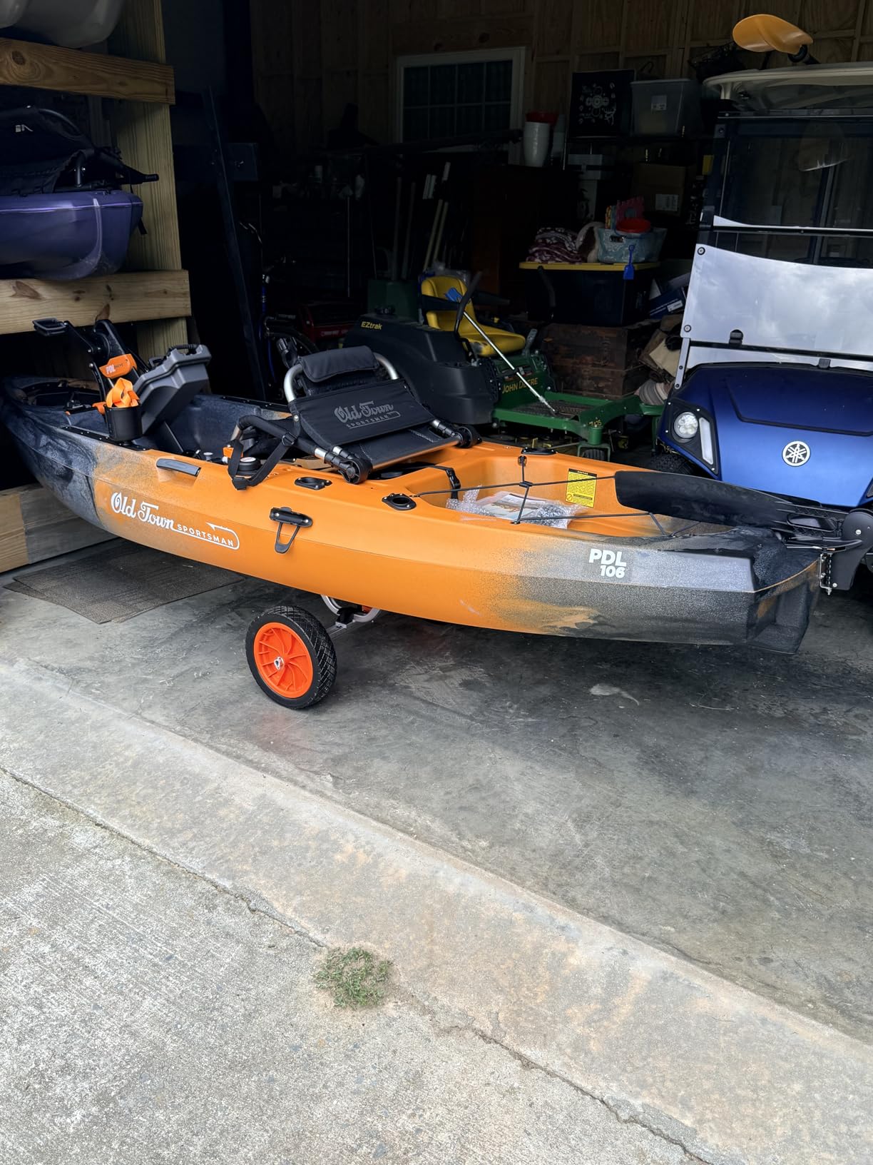 VEVOR Kayak Cart, Heavy Duty 450 lbs Load Capacity, 12'' Solid Tires | Trailer Canoe Trolley, Detachable for Kayaks Canoes Float Mats Paddleboards, with Adjustable Width and Nonslip Support Foot customer photo 2