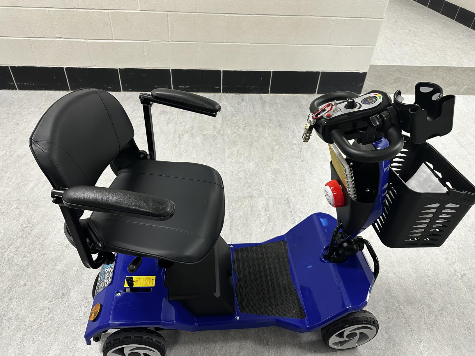 Foldable Mobility Scooters for Seniors, FSA&HSA Eligible, 330LBS Capacity, Red Powered Electric Mobility Scooters, 4 Wheel Lightweight Mobility Scooters for Adults, Folding Travel Motorized Scooter customer photo 2