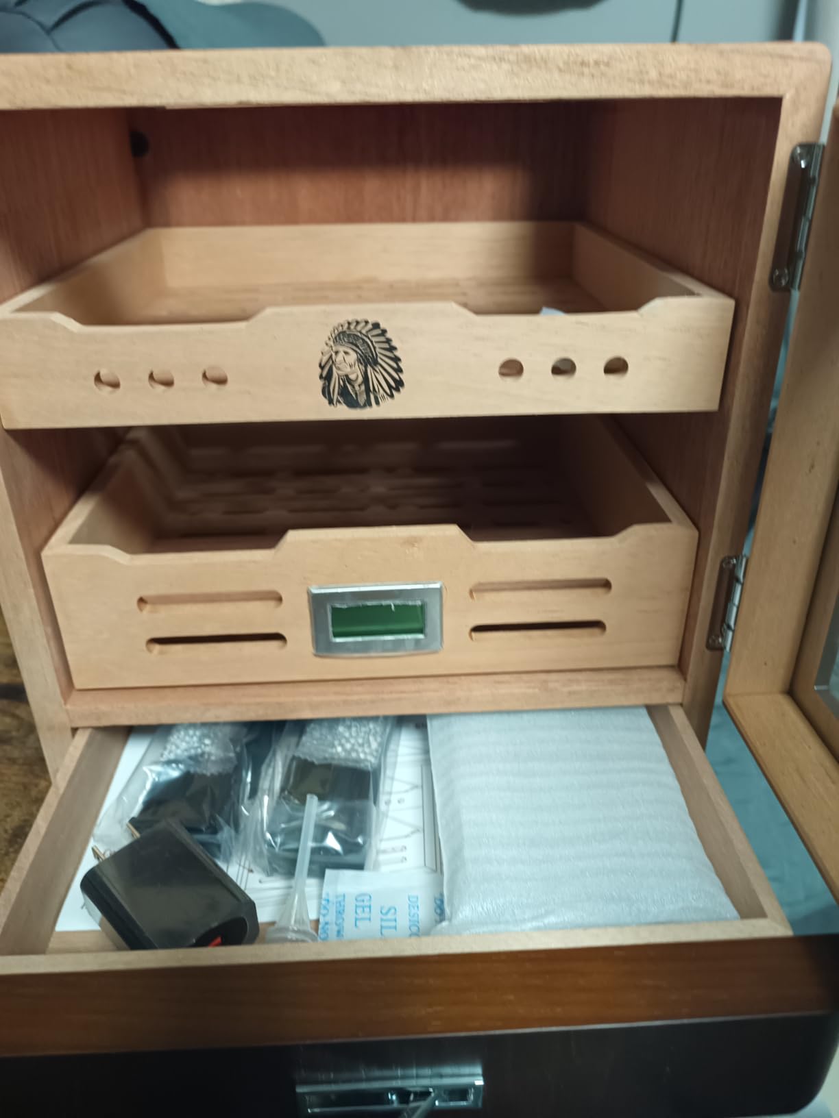 XIFEI Cigar Humidor Cabinet, Glass Top & Adjustable LED Lighting, Digital Hygrometer, 2 Humidifiers, Cigar Tube, Desktop Cedar Wood Humidor with Accessory Drawer for 80-100 Cigars, Ideal Men's Gift customer photo 2