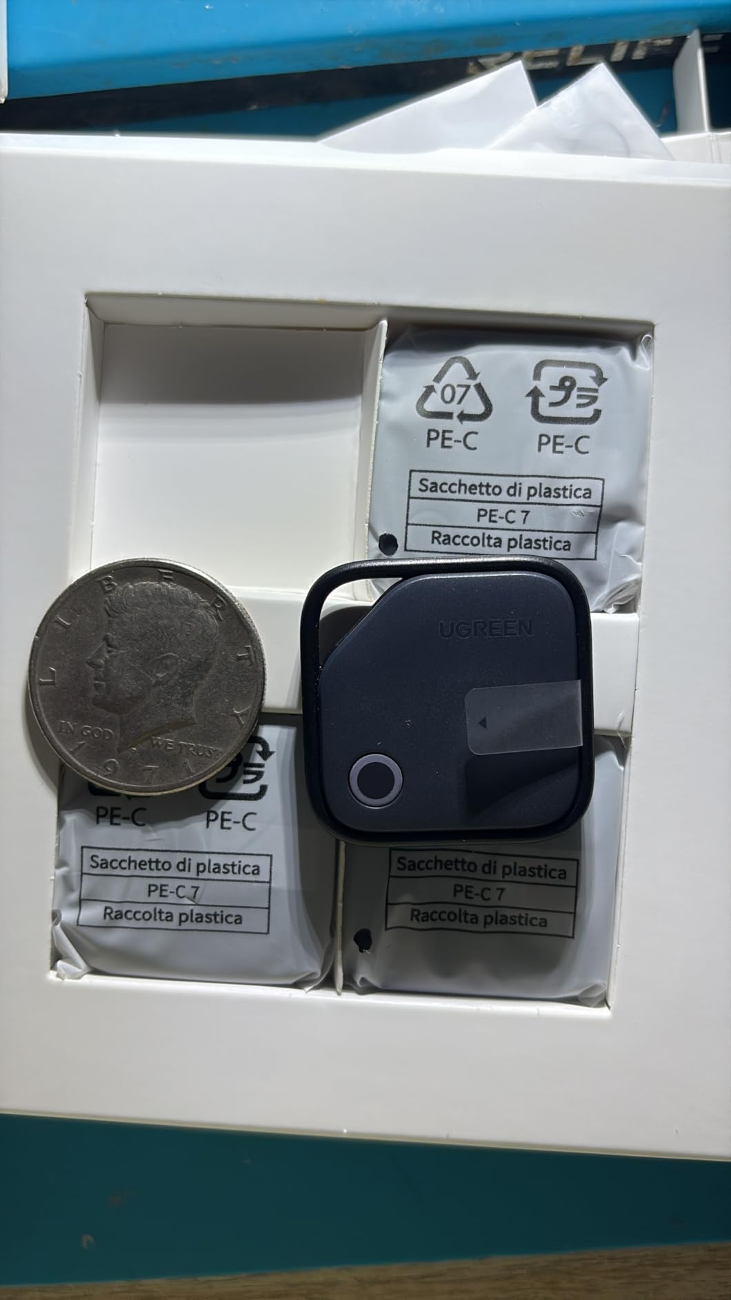 UGREEN FineTrack Air Tracker Tags (iOS Only) 4 Pack Key Finder | Bluetooth Tracker 2-Year Replaceable Battery Compatible with Apple Find My for Keys, Luggage customer photo 2