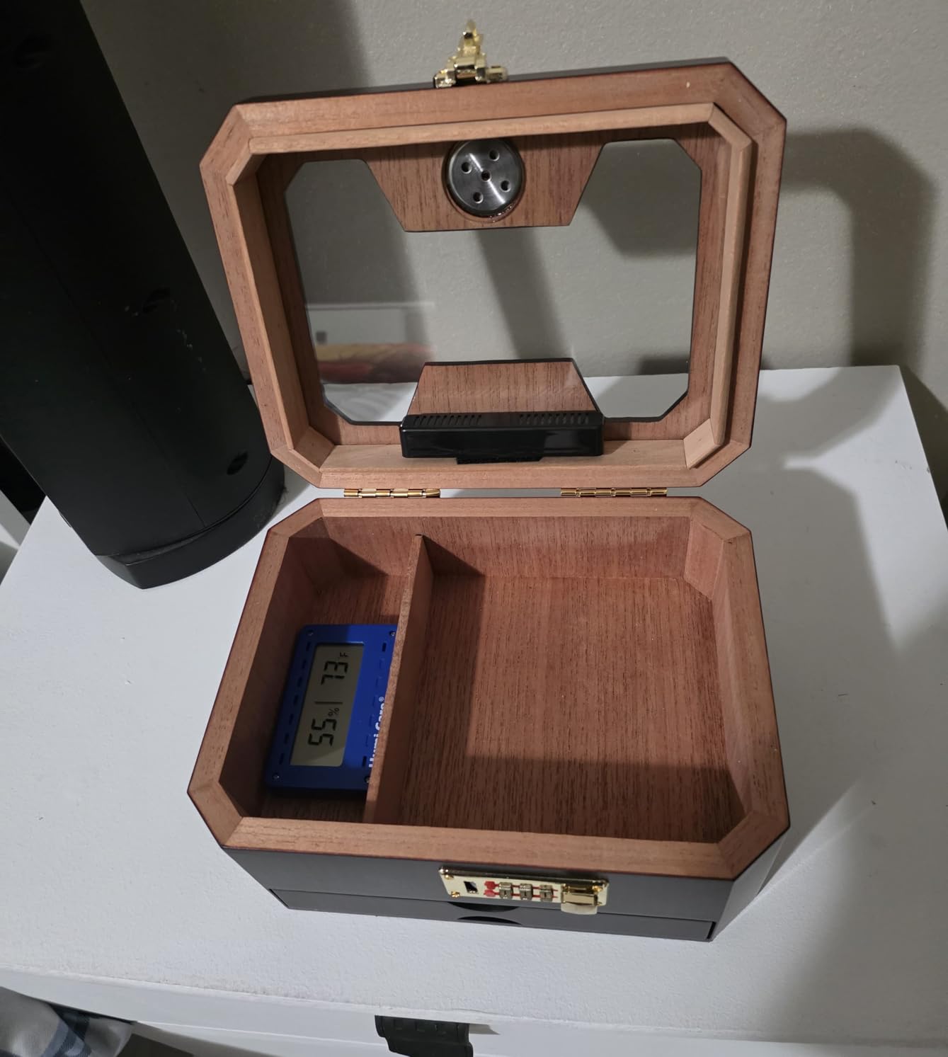 Cigar Humidor, Cedar Wood Desktop Humidor Cigar Box with Combination Lock, Glass Top Storage with Hygrometer & Humidifier, Accessory Drawer and Divider, Complete Cigar Accessories, Cigar Gifts for Men customer photo 1