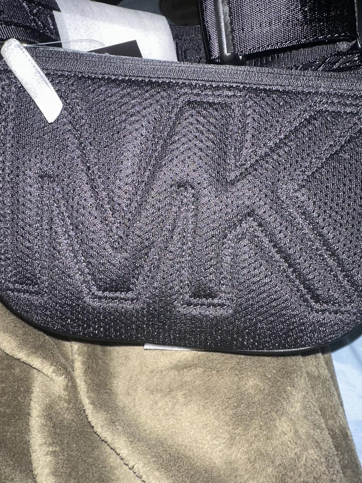 Michael Kors Hudson Aviator Belt Bag, Light Gunmetal Hardware/Black Signature customer photo 1