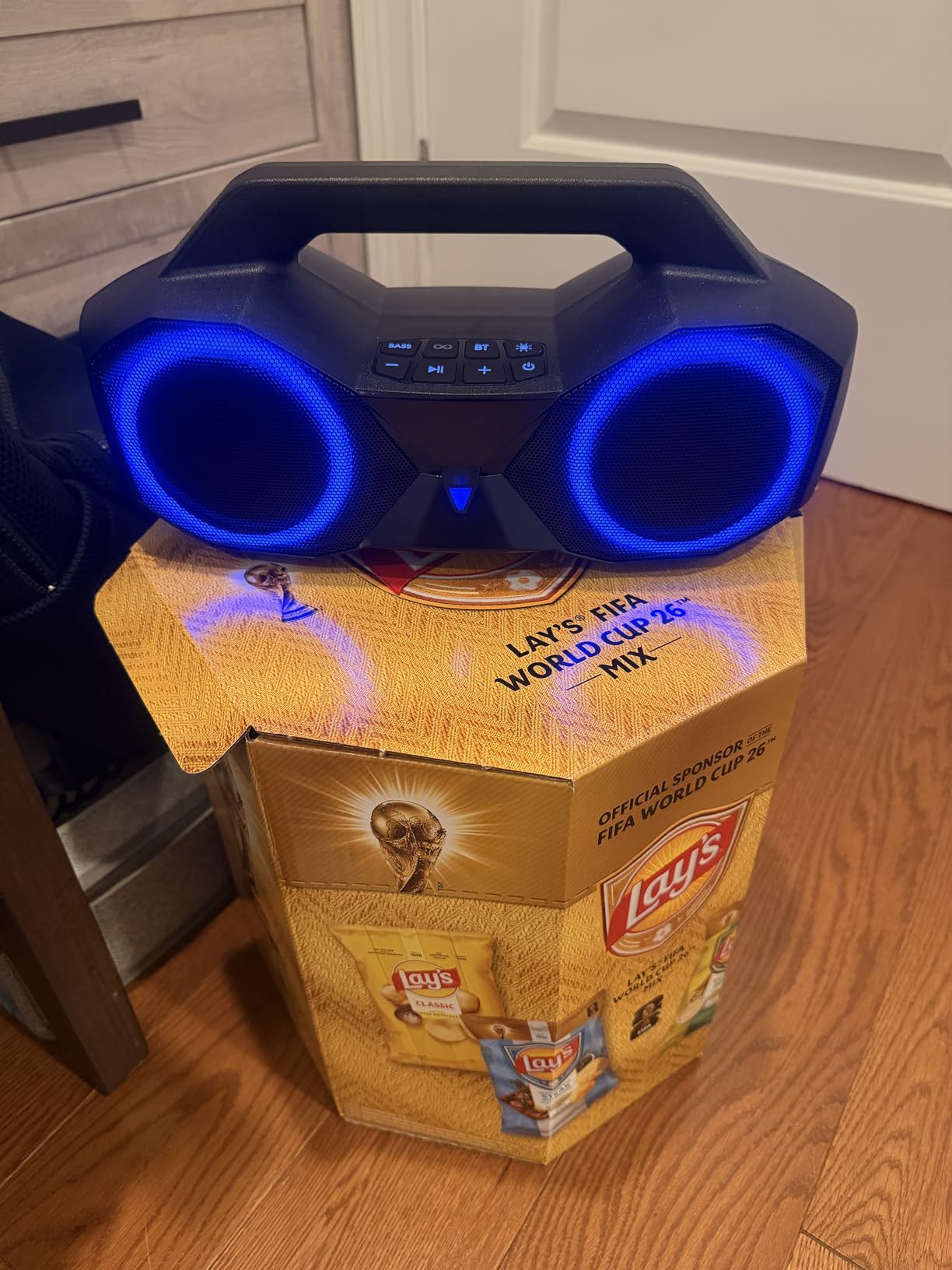 OZJ Outdoor Bluetooth Speaker: 80W Peak Powerful Loud Bass Sound, Wireless, 20H Playtime IPX7 Waterproof RGB Lights - Portable Handle with TWS Pairing customer photo 2