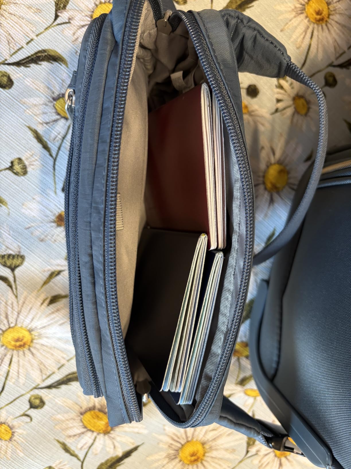 Baggallini Securtex Anti-Theft Belt Bag customer photo 1