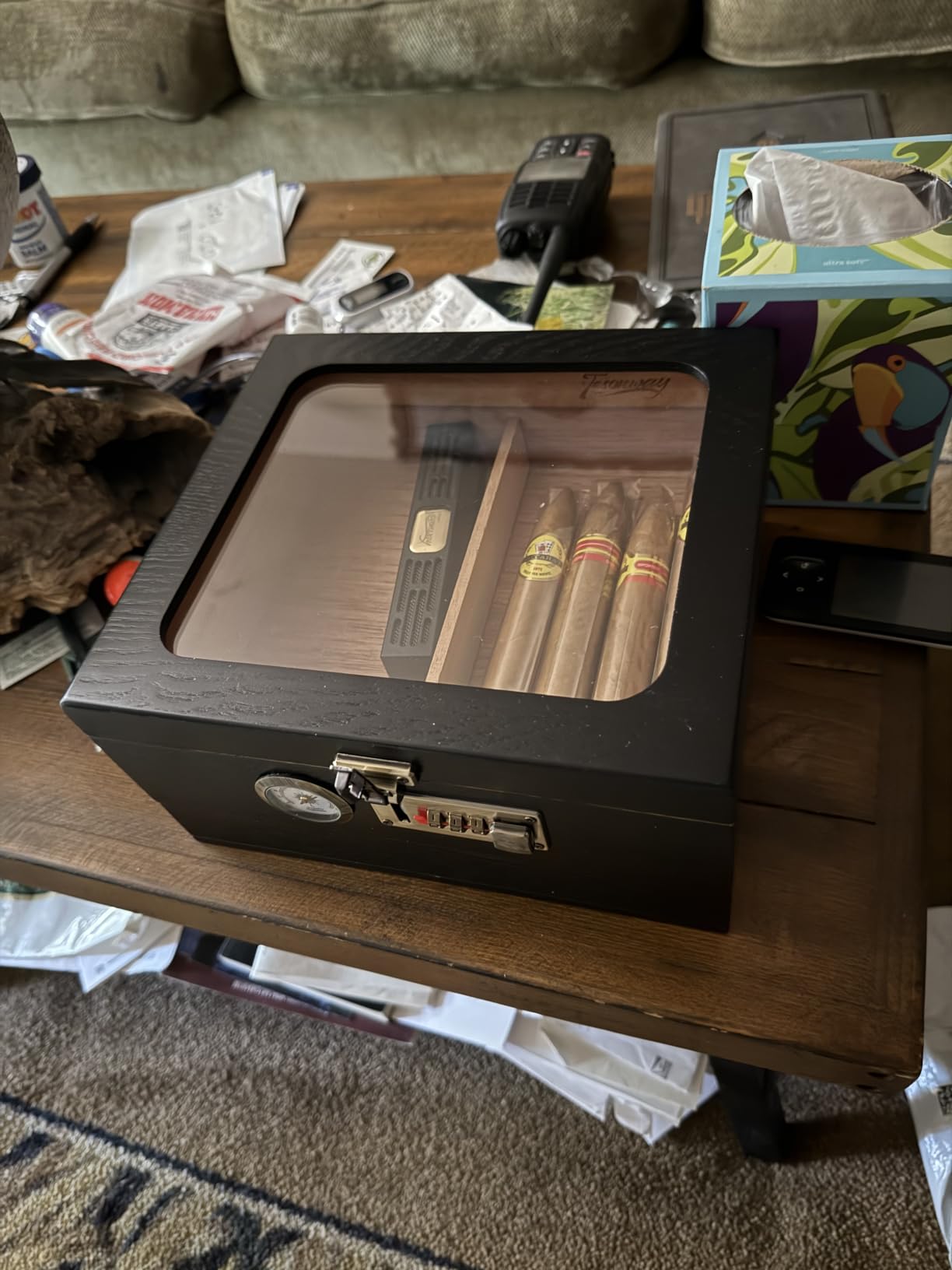 Tesonway Cigar Humidor, Cedar Wood Humidor Cigar Box, Glass Top Desktop Humidor with Digital Thermo-Hygrometer, Humidifier, Divider, Accessories Drawer and Combination Lock customer photo 2