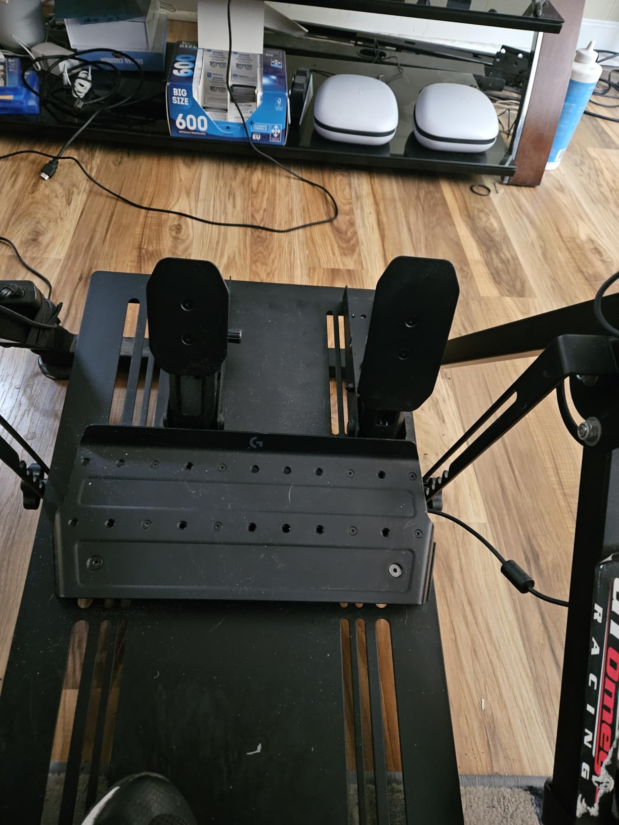 Logitech G RS Sim Racing Pedals (with 75 kg Load Cell Brake) | Adjustable pedal positions, modular design, robust extendable steel frame customer photo 2