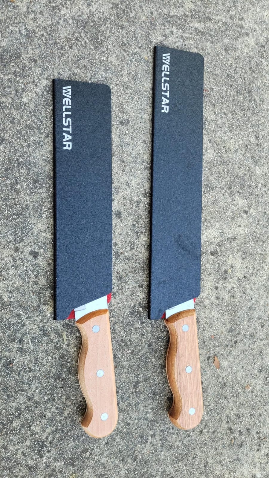WELLSTAR Knife Edge Guards 8 Inch, Universal Blade Covers, BPA Free ABS Protective Blade Sheaths, Non-Scratch Felt Lining Kitchen Knives Covers (Knives not included) customer photo 1