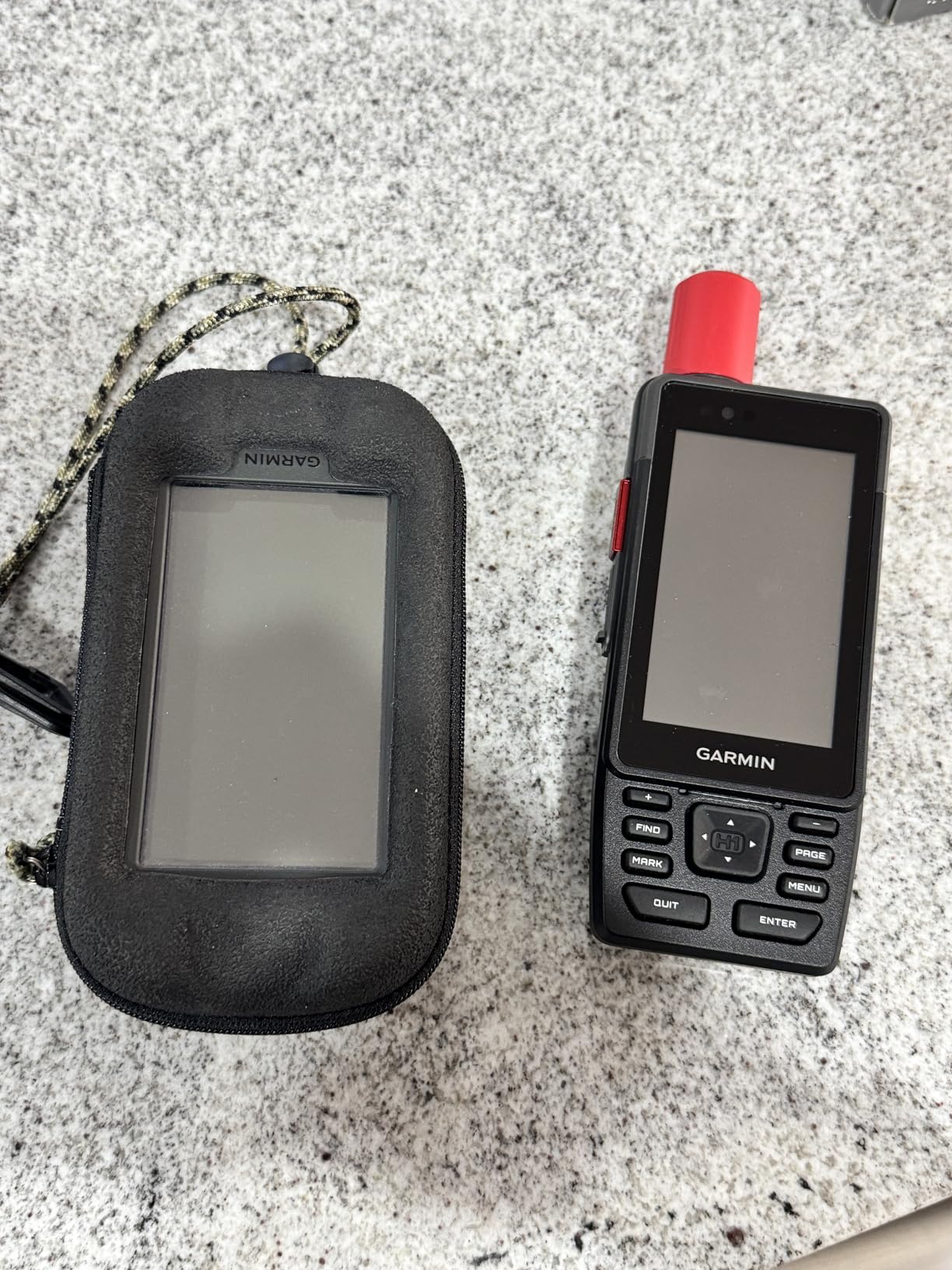 GPSMAP H1i Plus, GPS Handheld Navigator, inReach Plus Technology, SOS Alerts, Advanced Navigation, Preloaded Maps, Touchscreen & Buttons, Long Battery Life customer photo 1