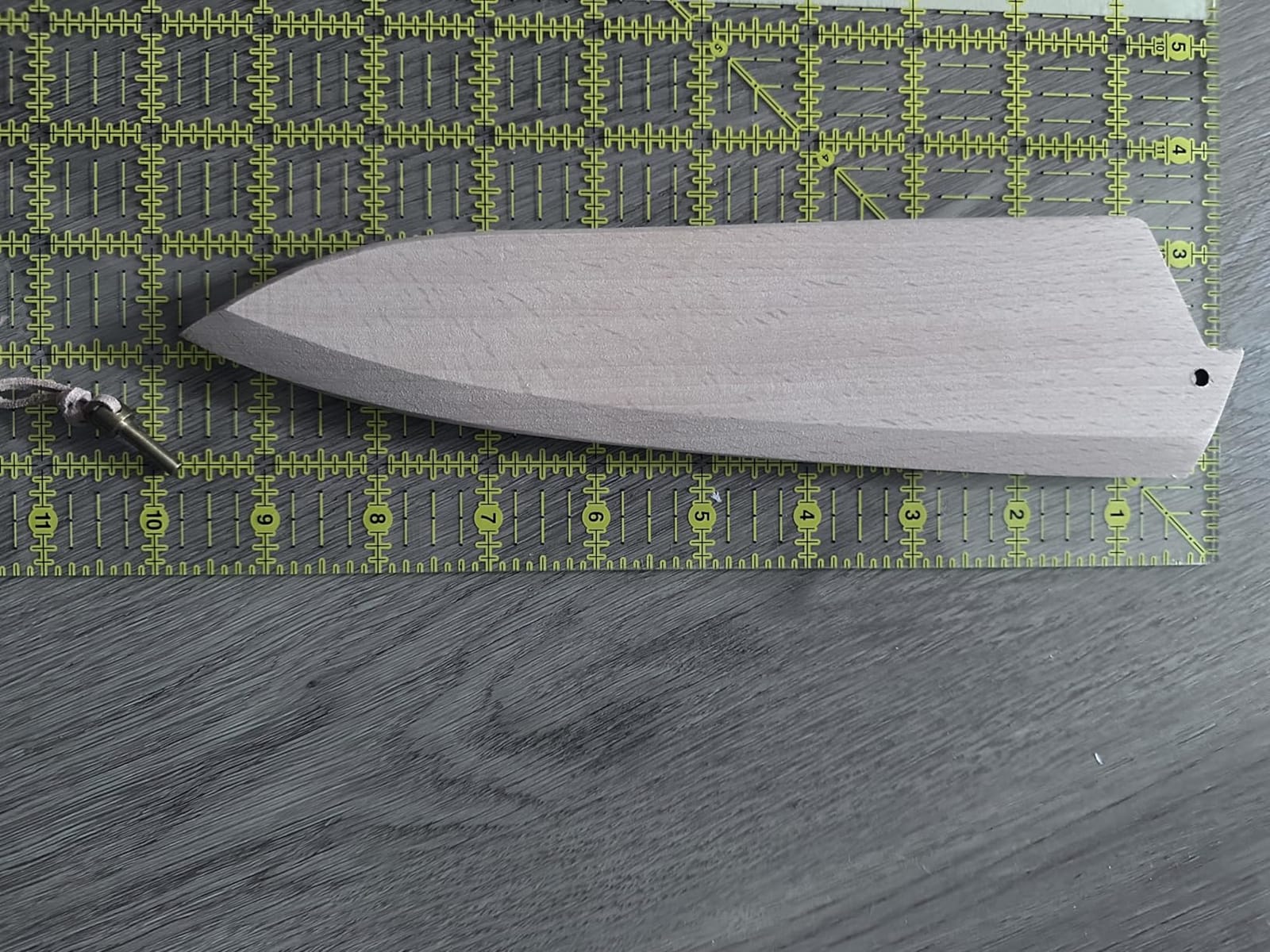 Japanese Gyuto Knife Sheath, 8 Inch Chef Knife Beechwood Saya Blade Cover, 210mm Magnetic Protective Edge Guard with Copper Pins for Kitchen Knives customer photo 1