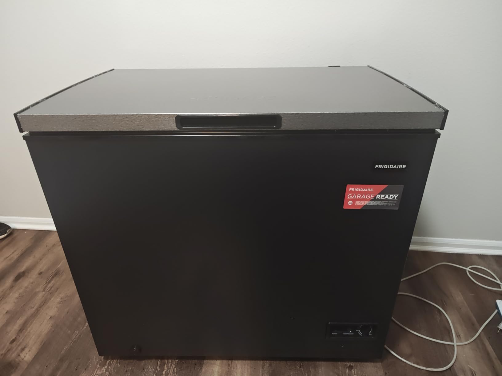 FRIGIDAIRE Chest Deep Freezer, 7 Cu. Ft, Black Adjustable Thermostat-Removable Vinyl Coated Wire Basket-Easy Defrost Drain, Eye-Catching Stainless Steel Top Door- Garage Ready customer photo 1